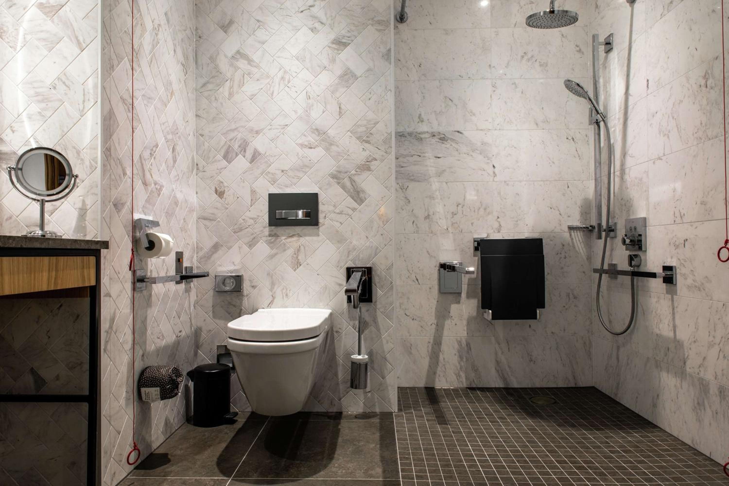 Lincoln Plaza Hotel London, Curio Collection By Hilton — 25