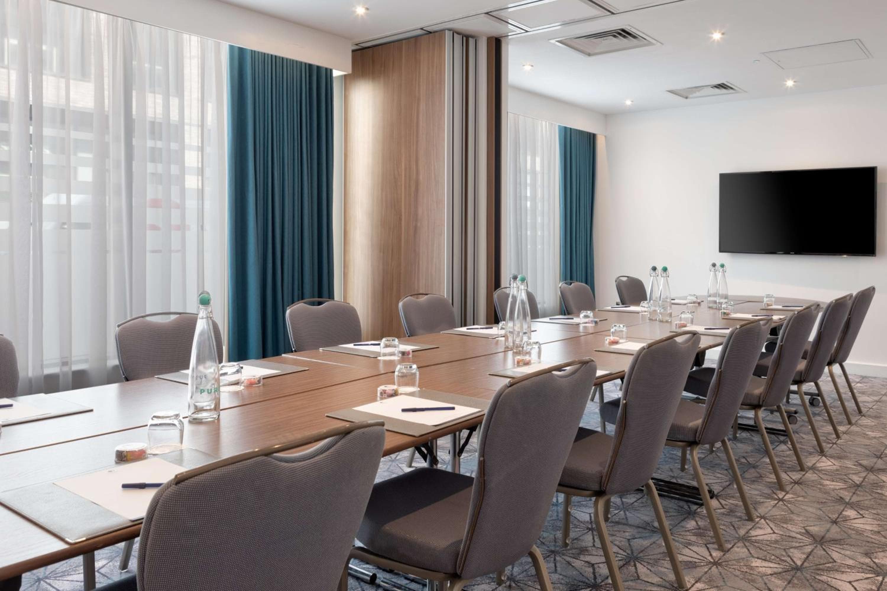 DoubleTree by Hilton Londres Angel Kings Cross — 26