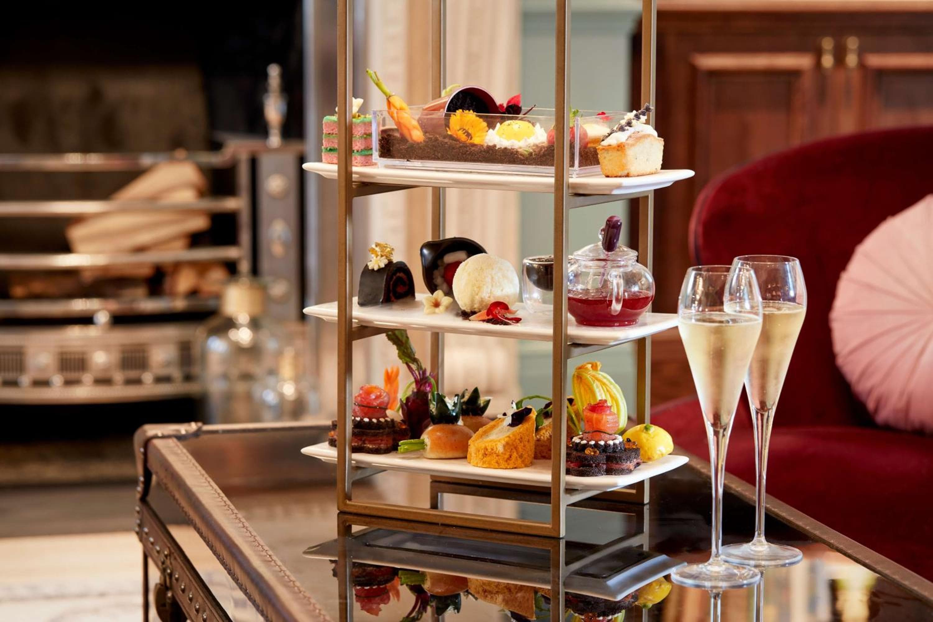 100 Queen's Gate Hotel Londra, Curio Collection by Hilton — 7