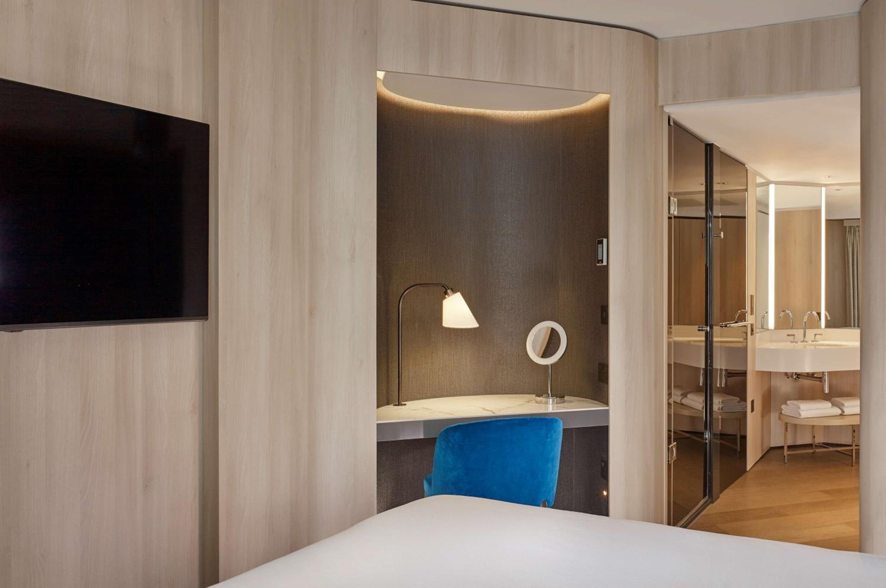 Riu Plaza London The Westminster hotel, 30 John Islip St, London, United Kingdom — photo 52