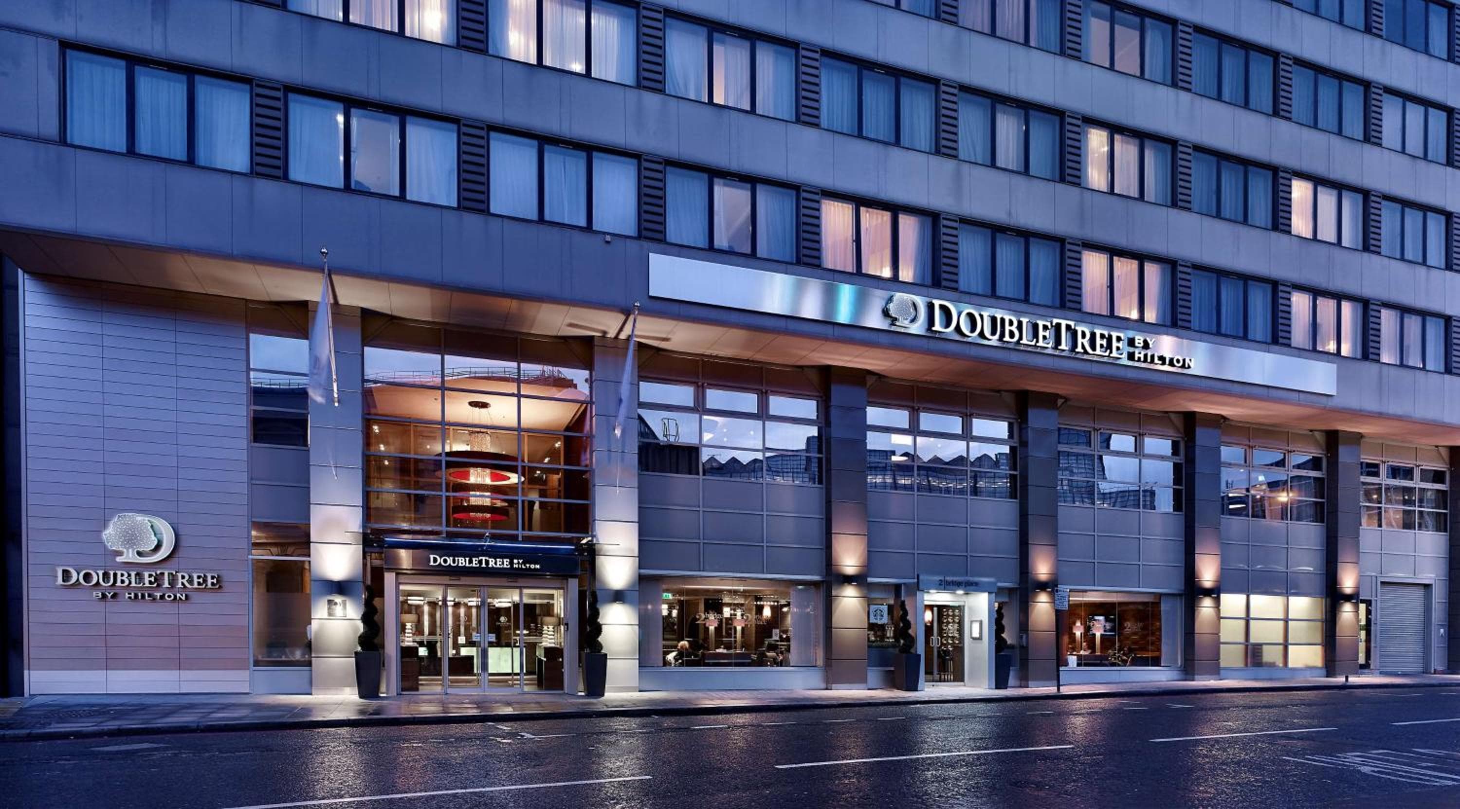 DoubleTree by Hilton London Victoria — 1