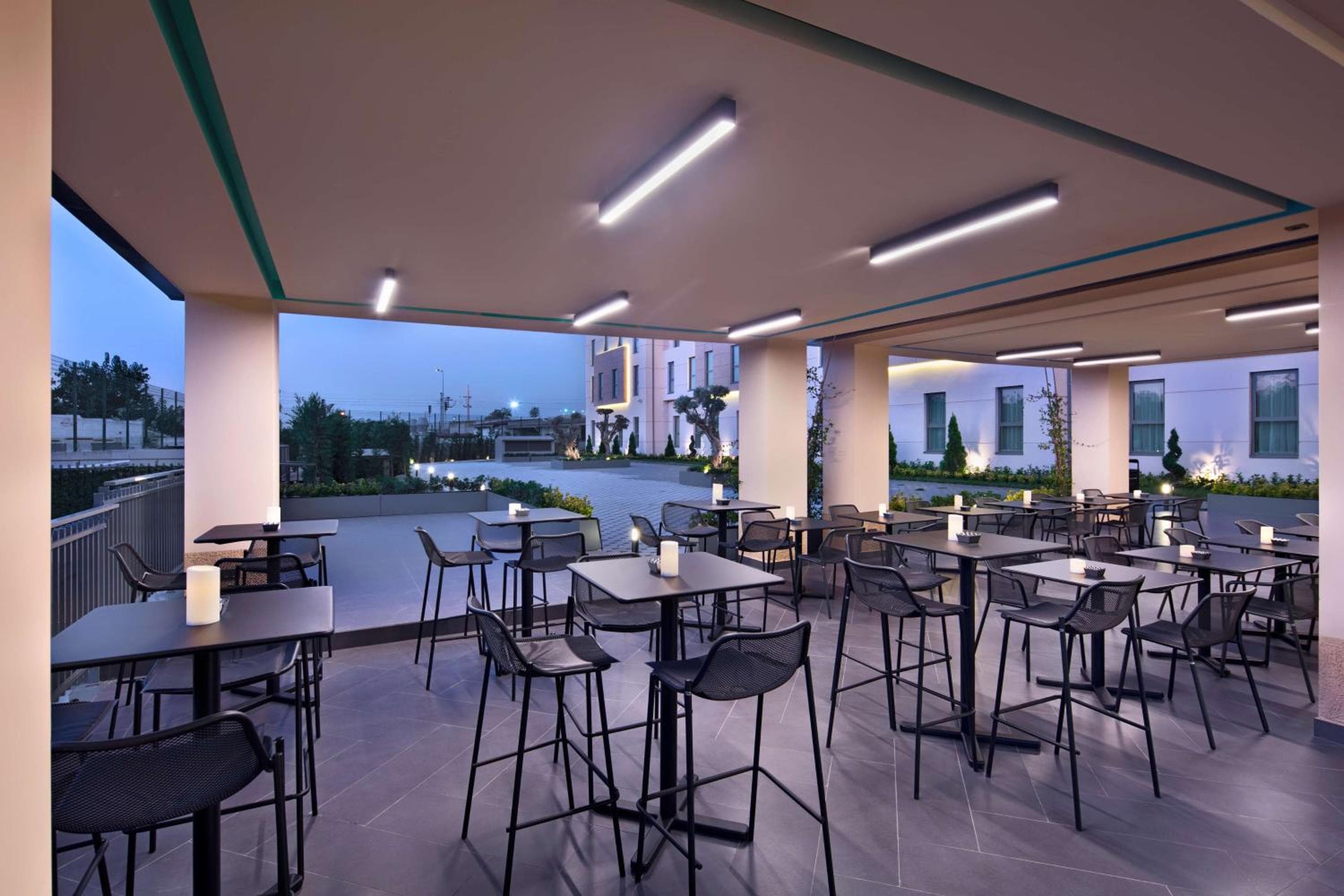 Hampton by Hilton Istanbul Zeytinburnu — 14