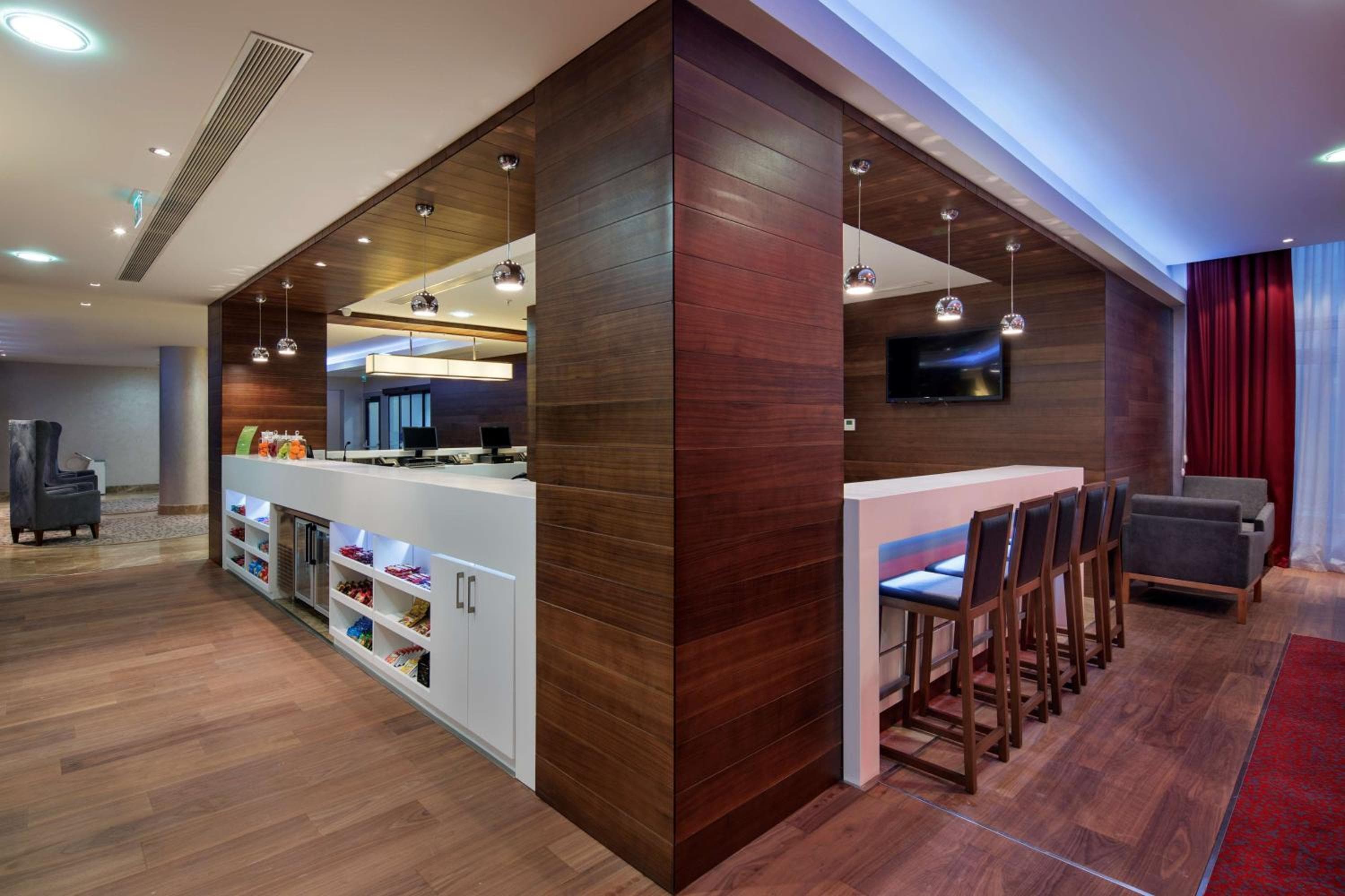 Hampton by Hilton Istanbul Kayasehir — 6