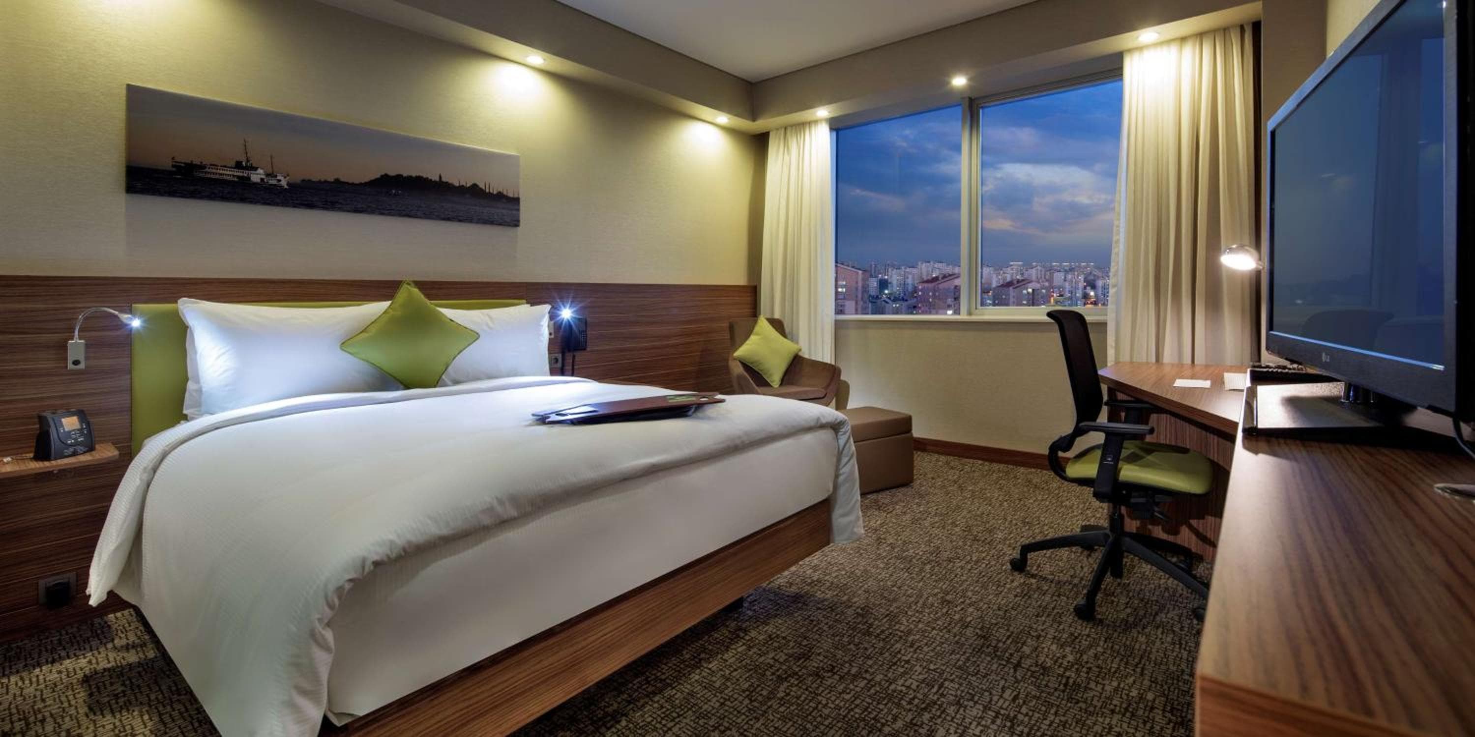 Hampton by Hilton Istanbul Kayasehir — 27