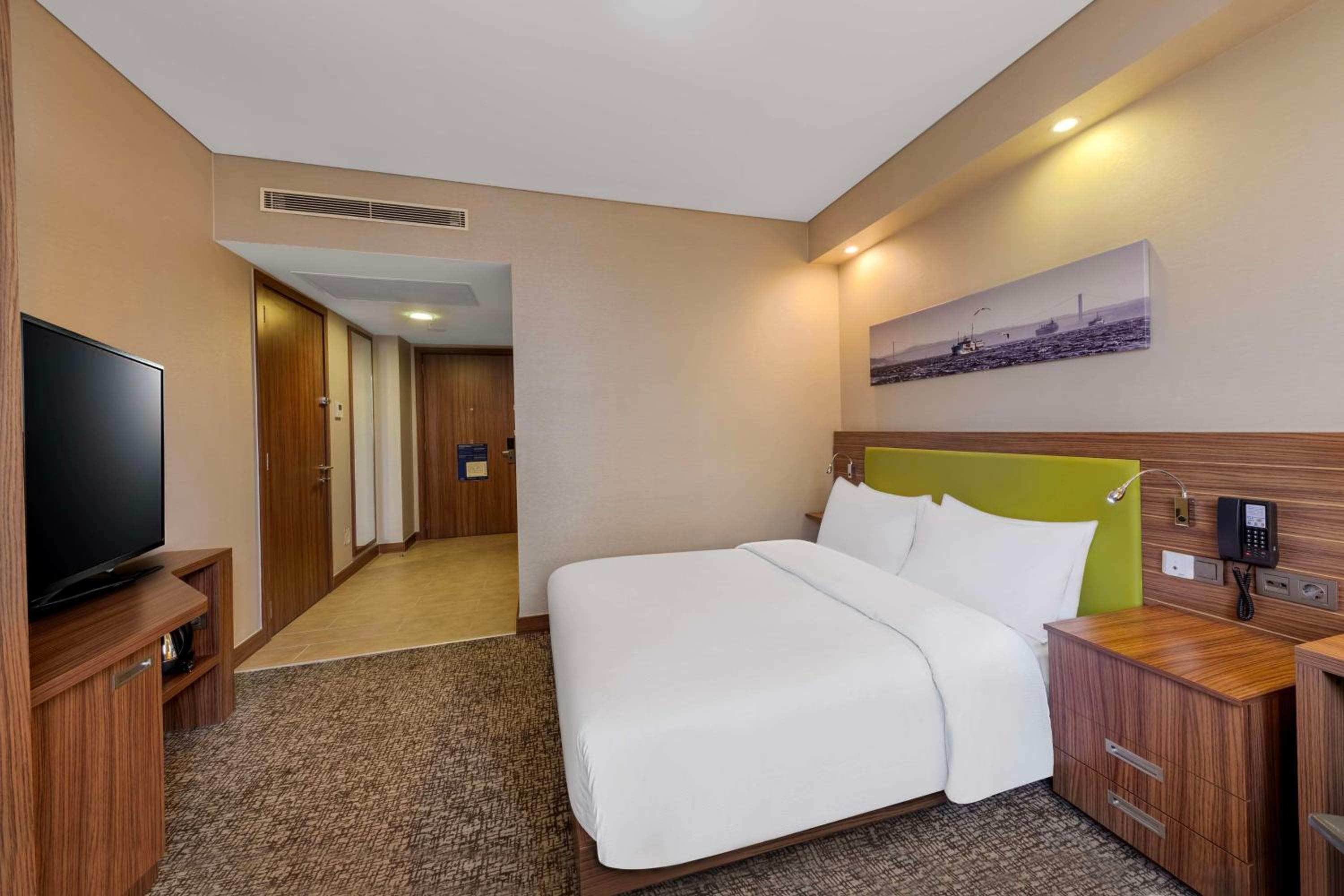 Hampton by Hilton Istanbul Kayasehir — 8