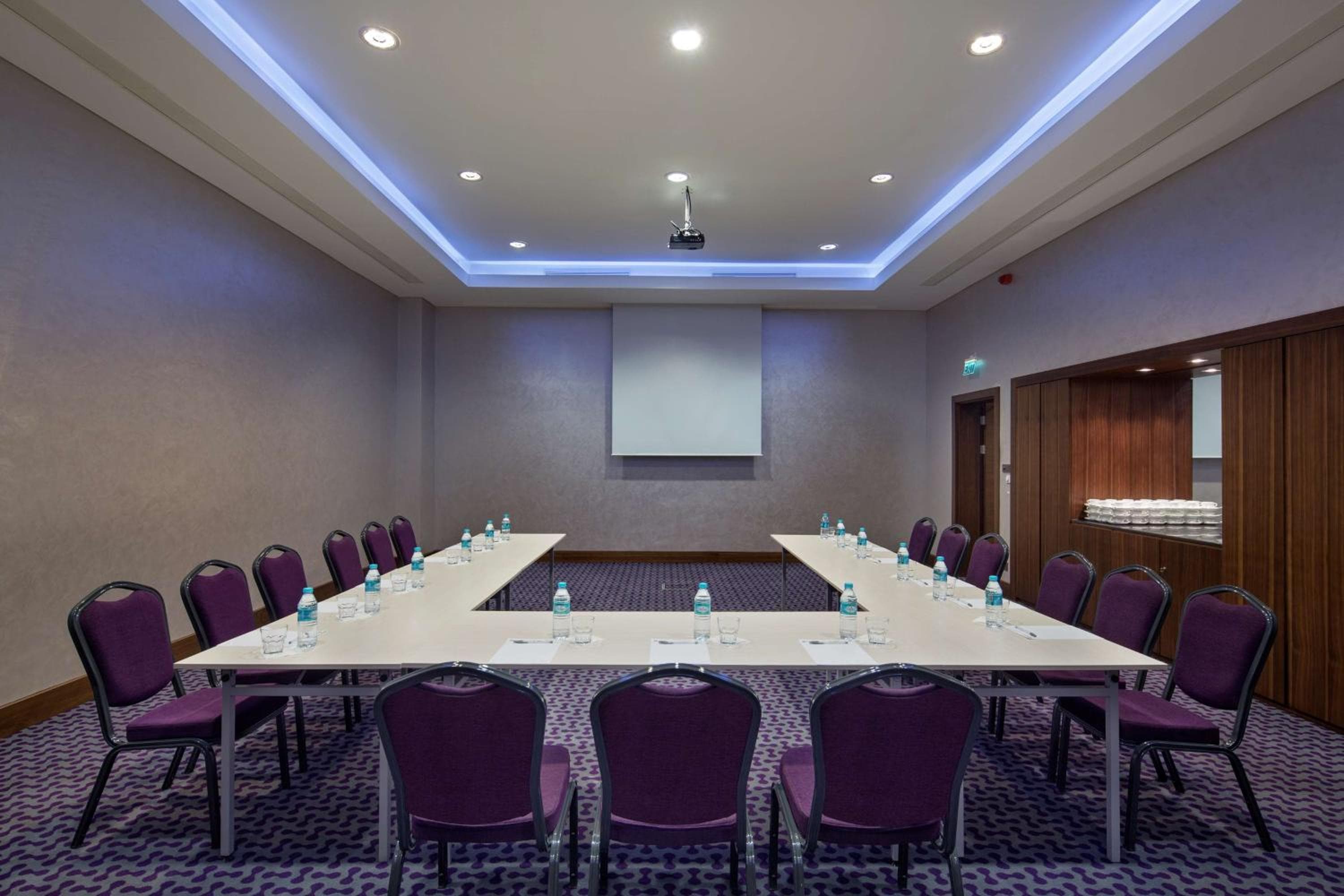 Hampton by Hilton Istanbul Kayasehir — 9