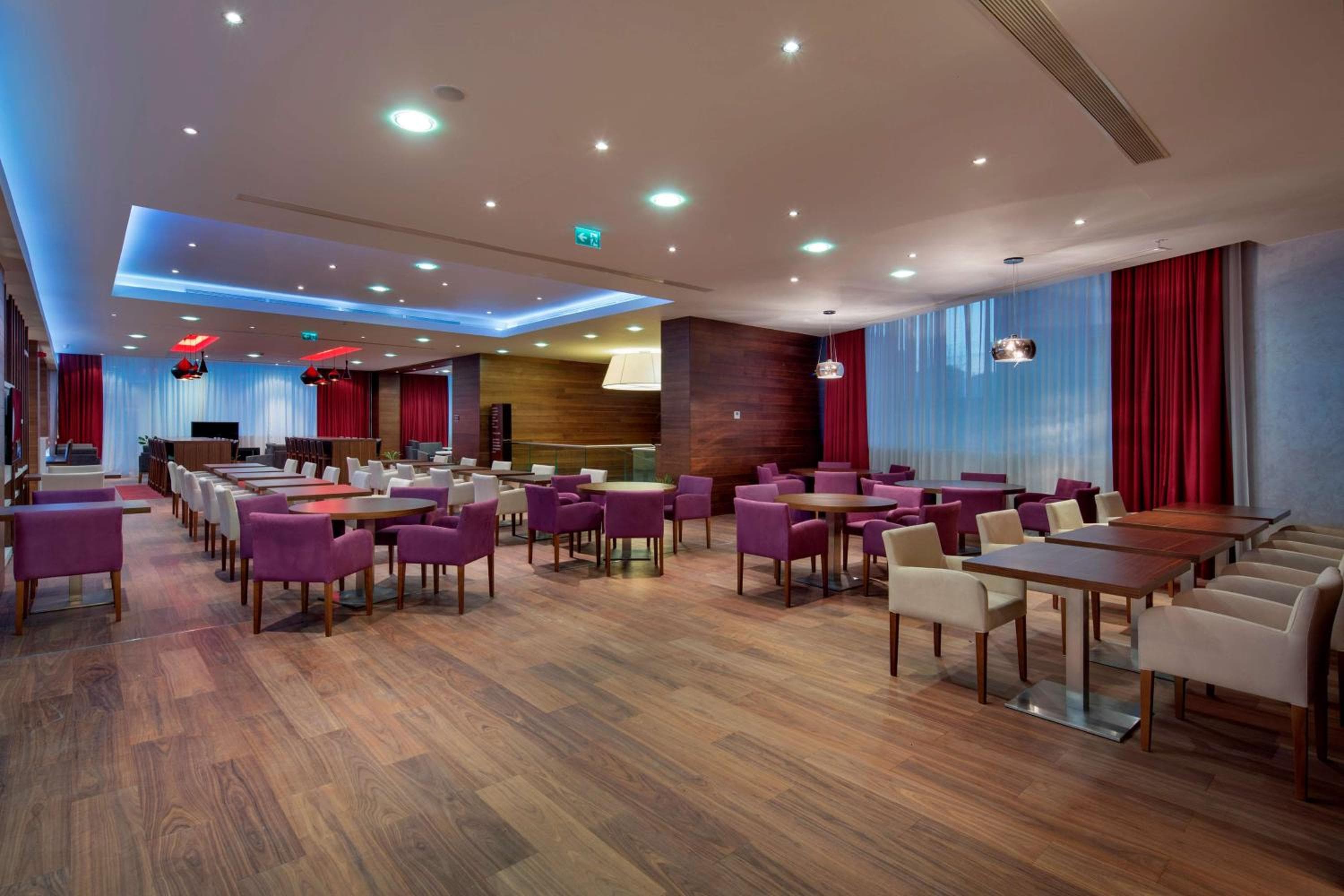 Hampton by Hilton Istanbul Kayasehir — 25