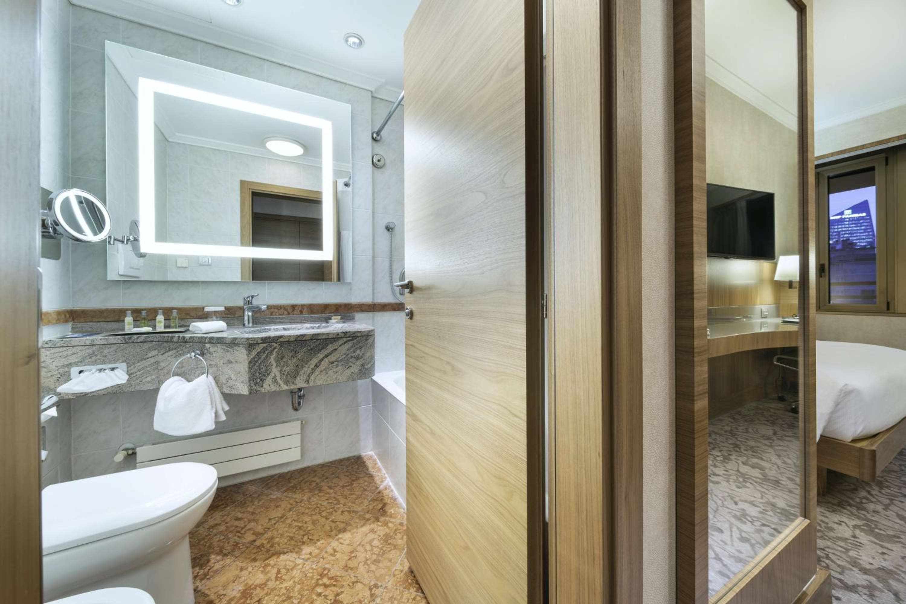 Hilton Milan — 15