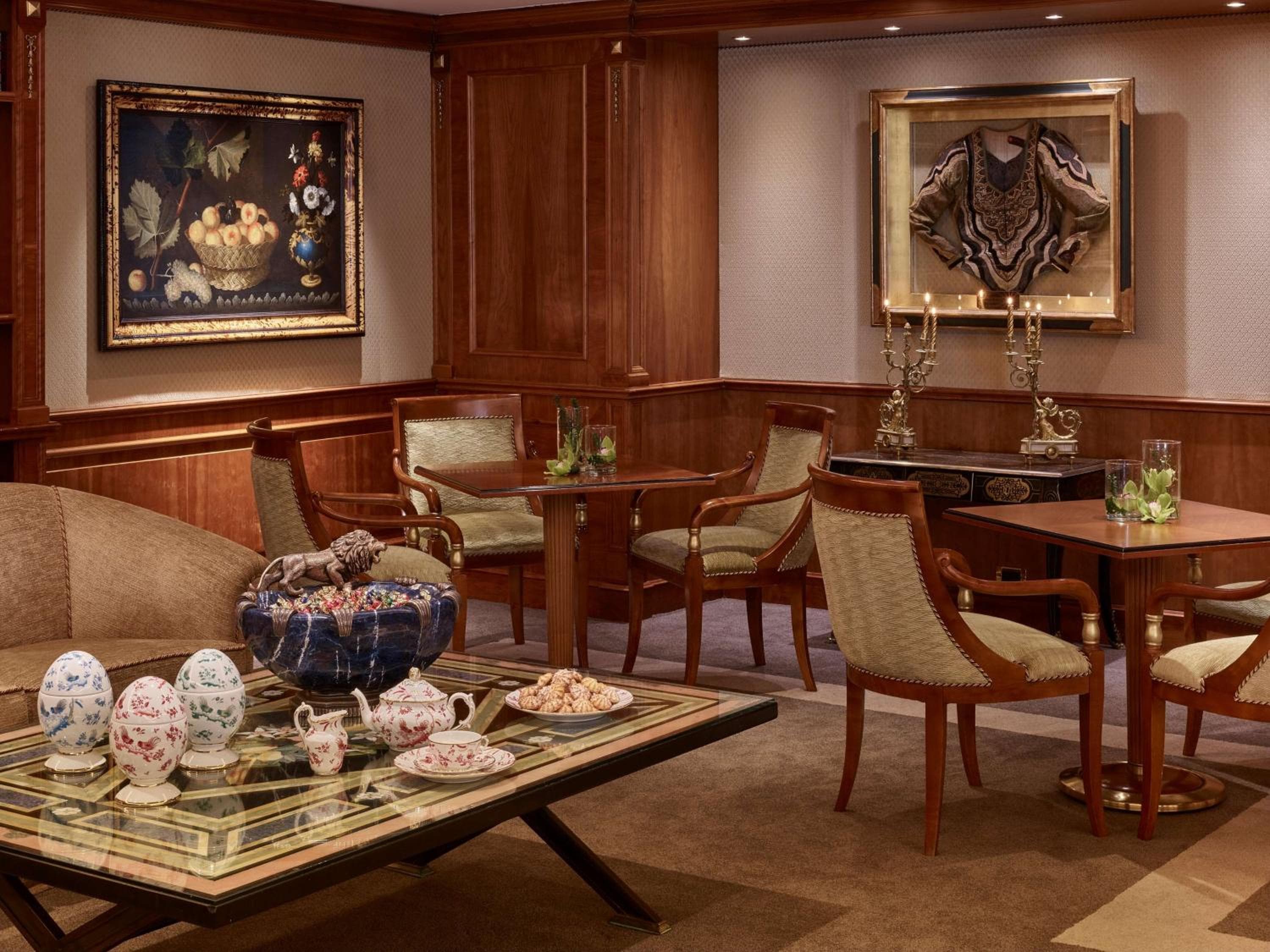 Rome Cavalieri, A Waldorf Astoria Hotel — 11