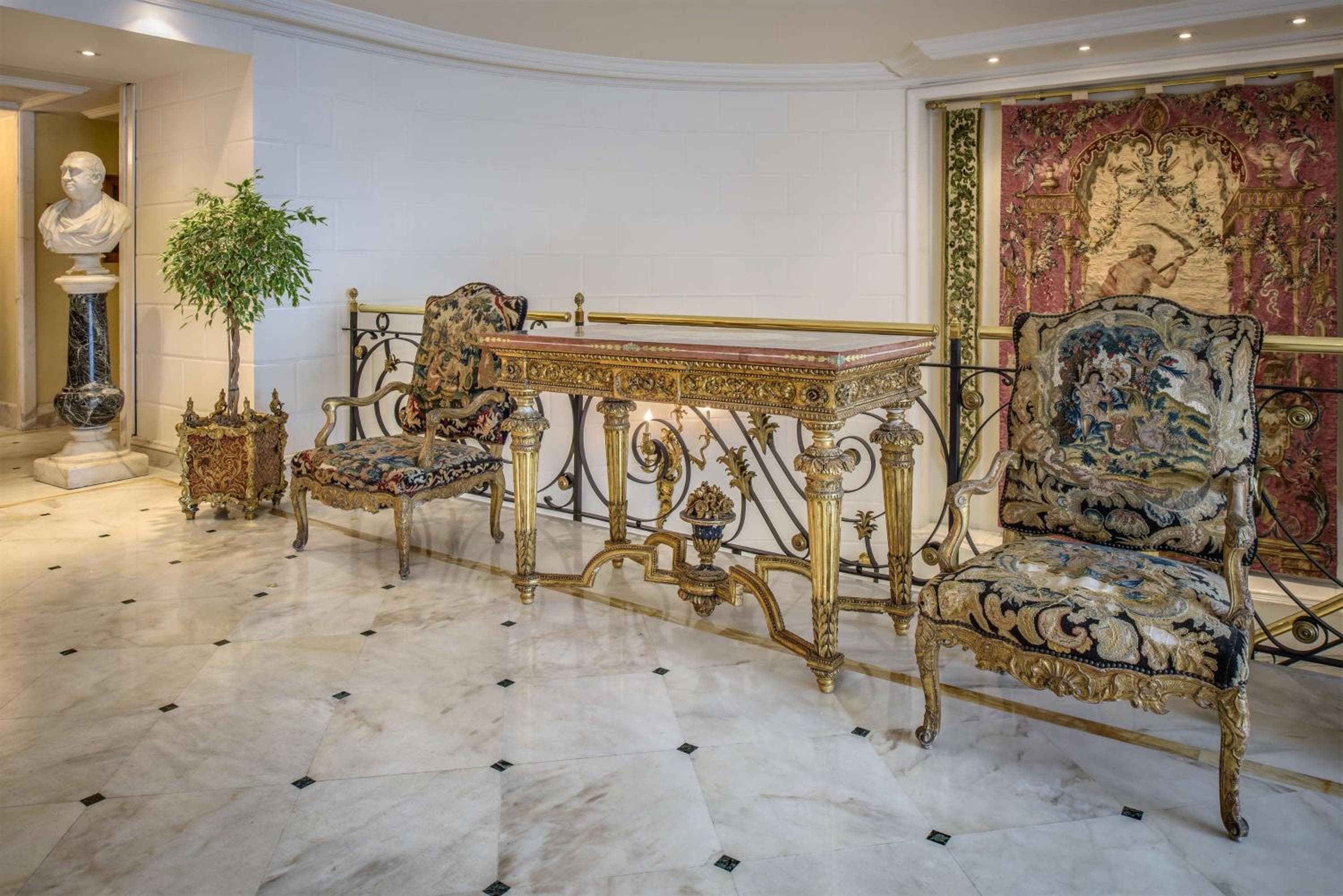 Rome Cavalieri, A Waldorf Astoria Hotel — 17