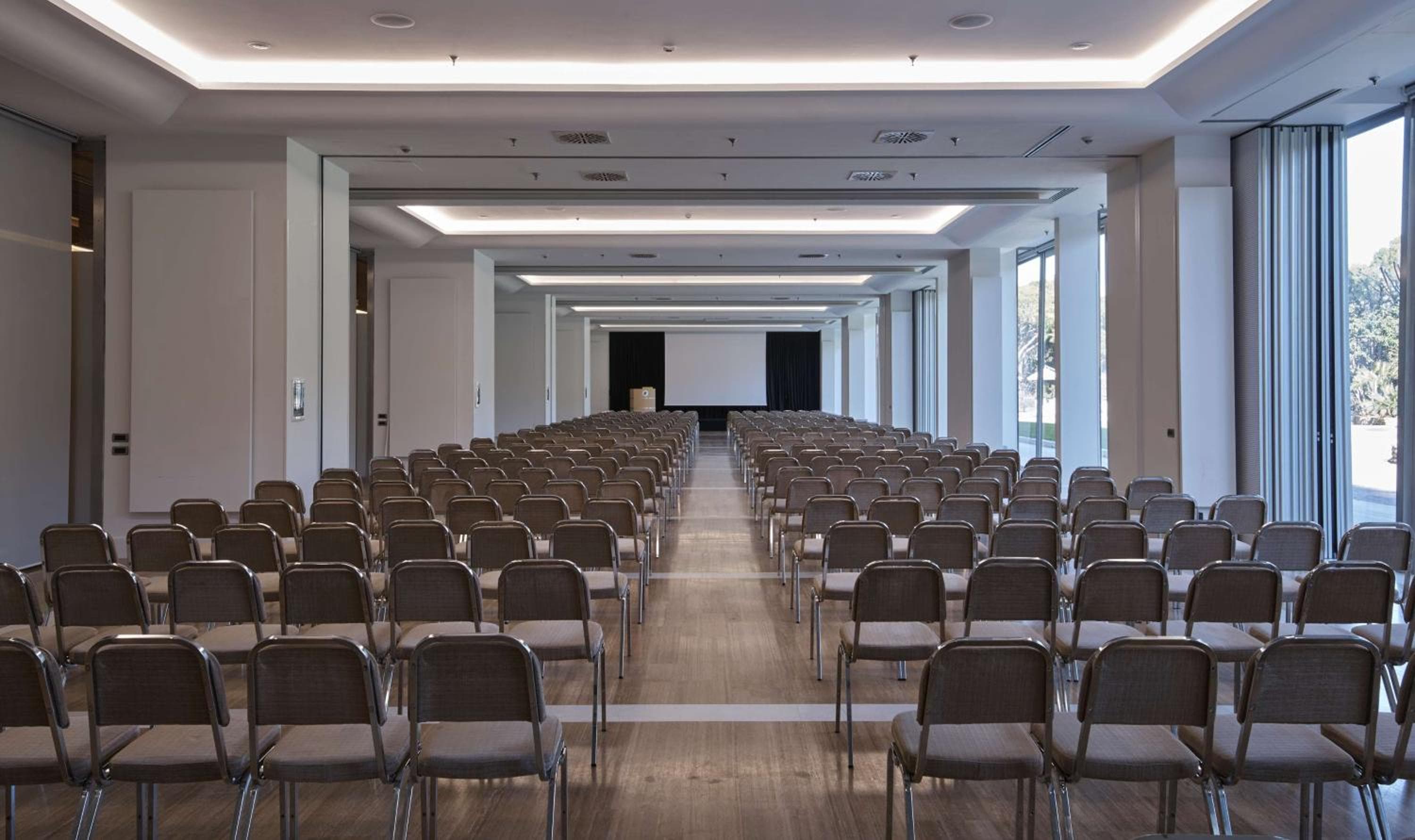 Rome Cavalieri, A Waldorf Astoria Hotel — 10
