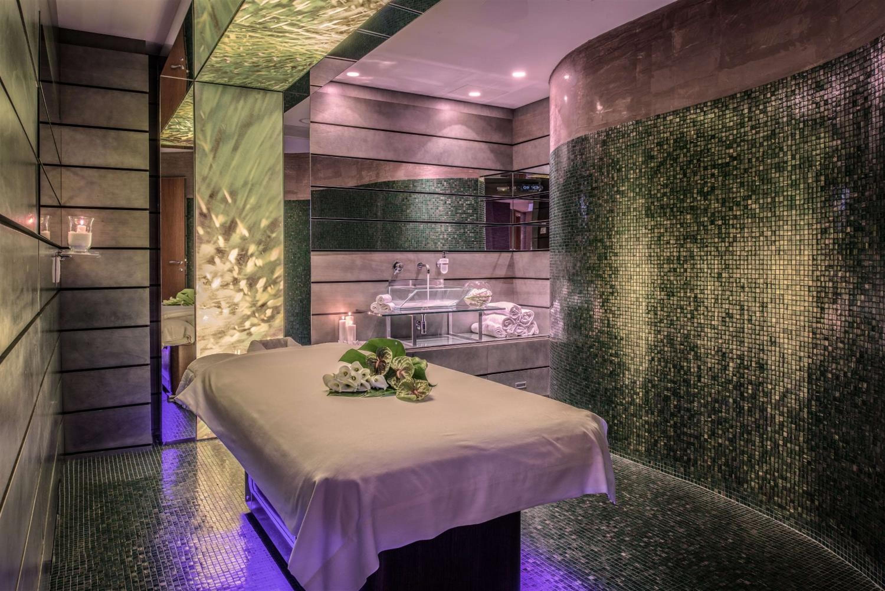 Rome Cavalieri, A Waldorf Astoria Hotel — 22