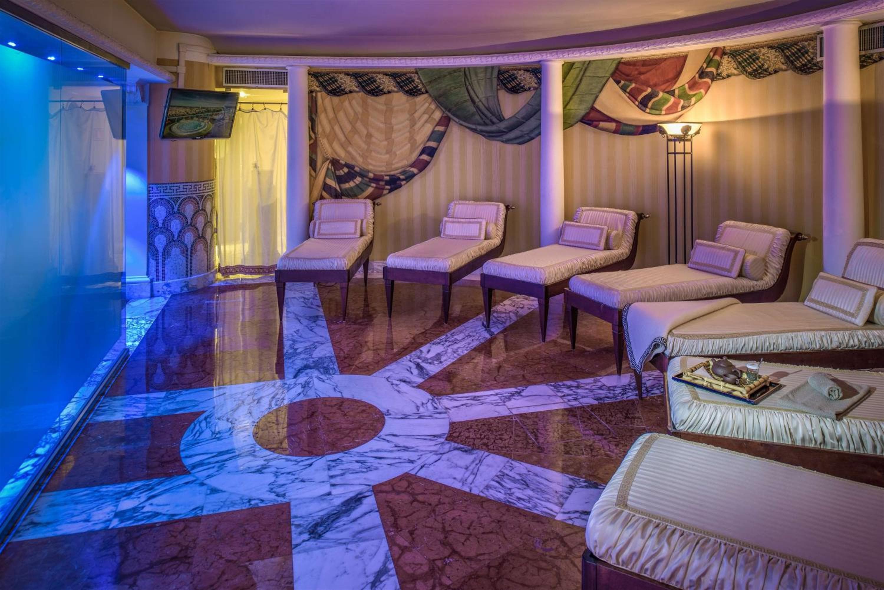 Rome Cavalieri, A Waldorf Astoria Hotel — 17