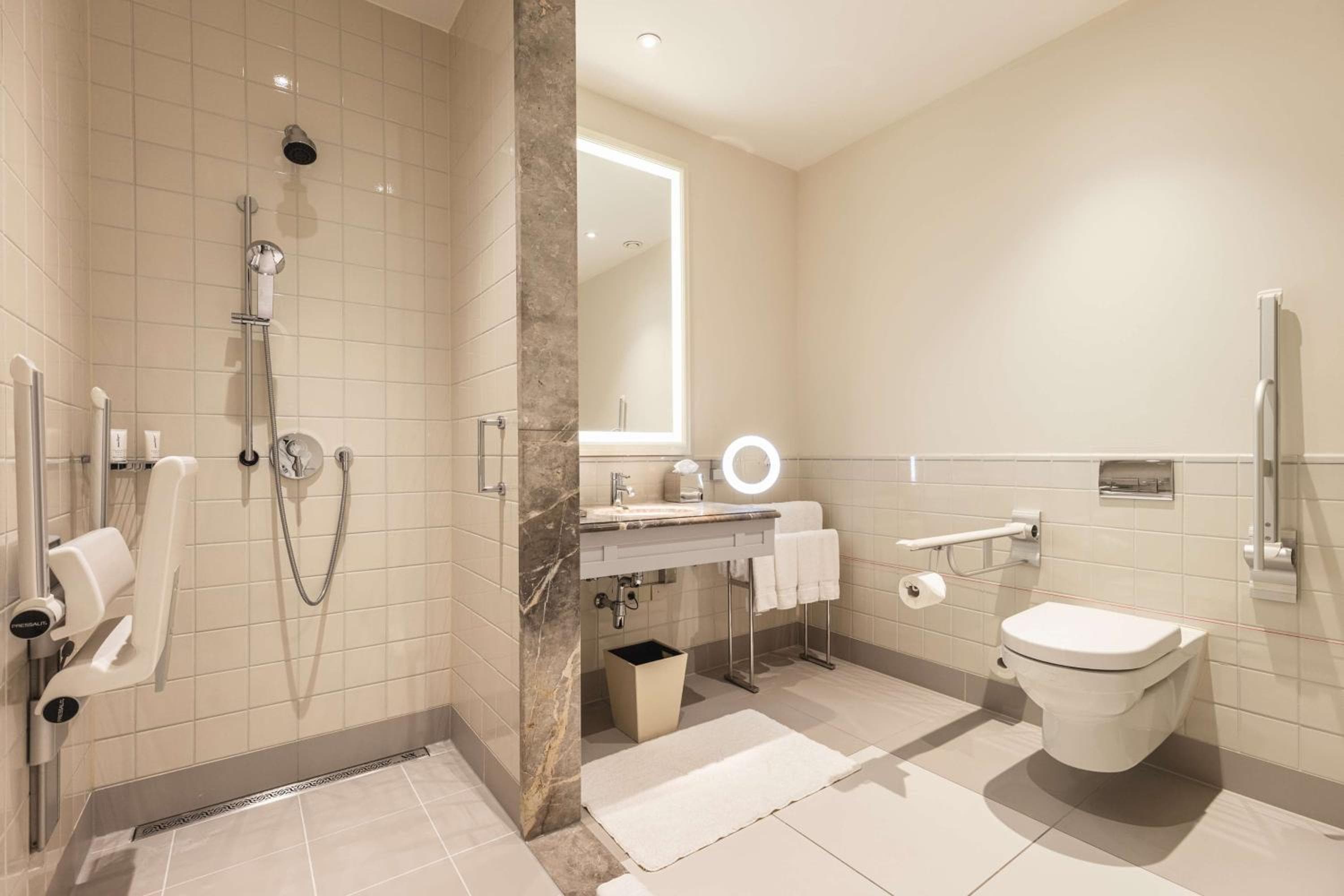 Waldorf Astoria Amsterdam — 16