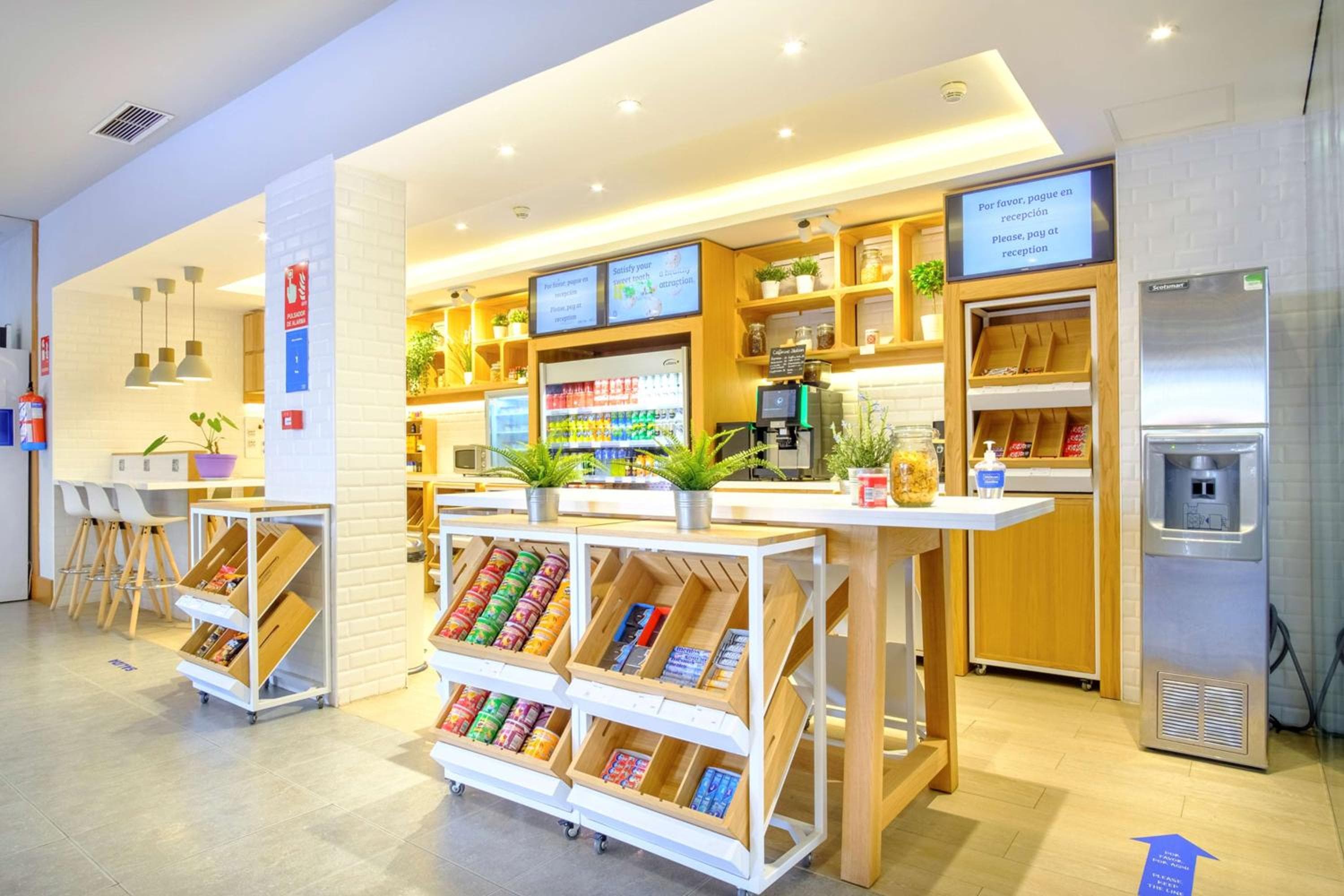 Hilton Garden Inn Malaga — 8
