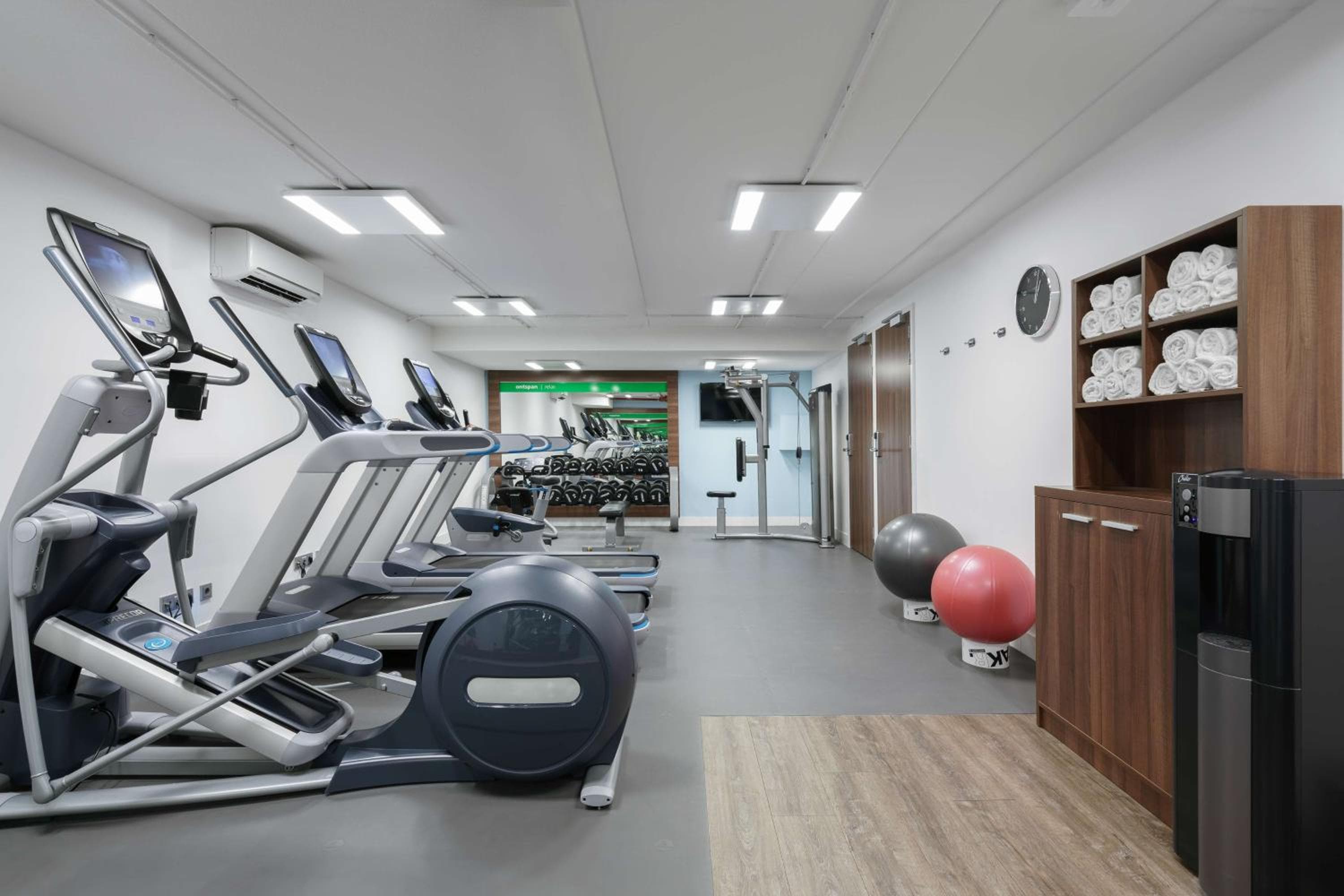 Hampton by Hilton Amsterdam Centre East — 6