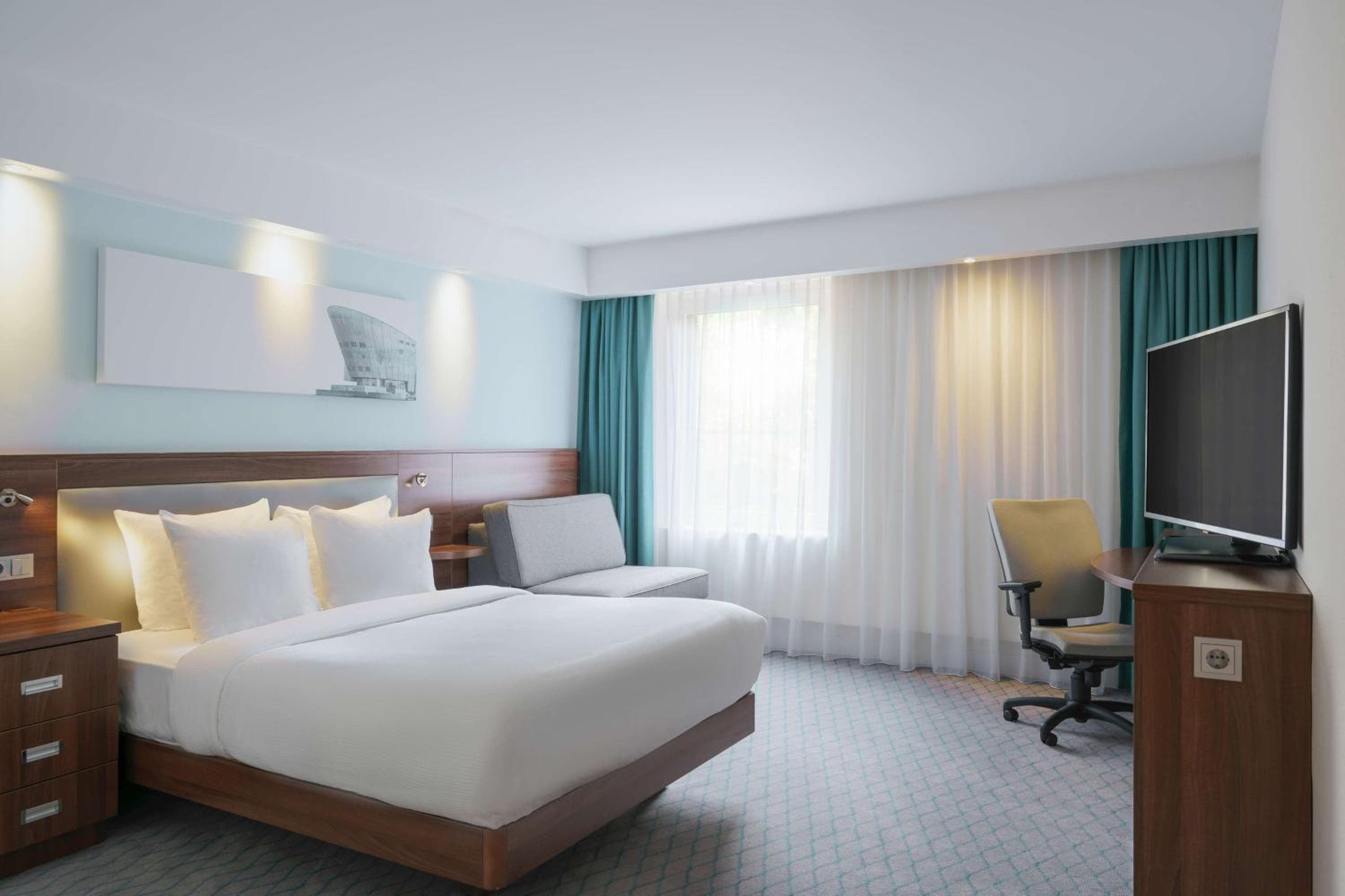 Hampton by Hilton Amsterdam Centre East — 2