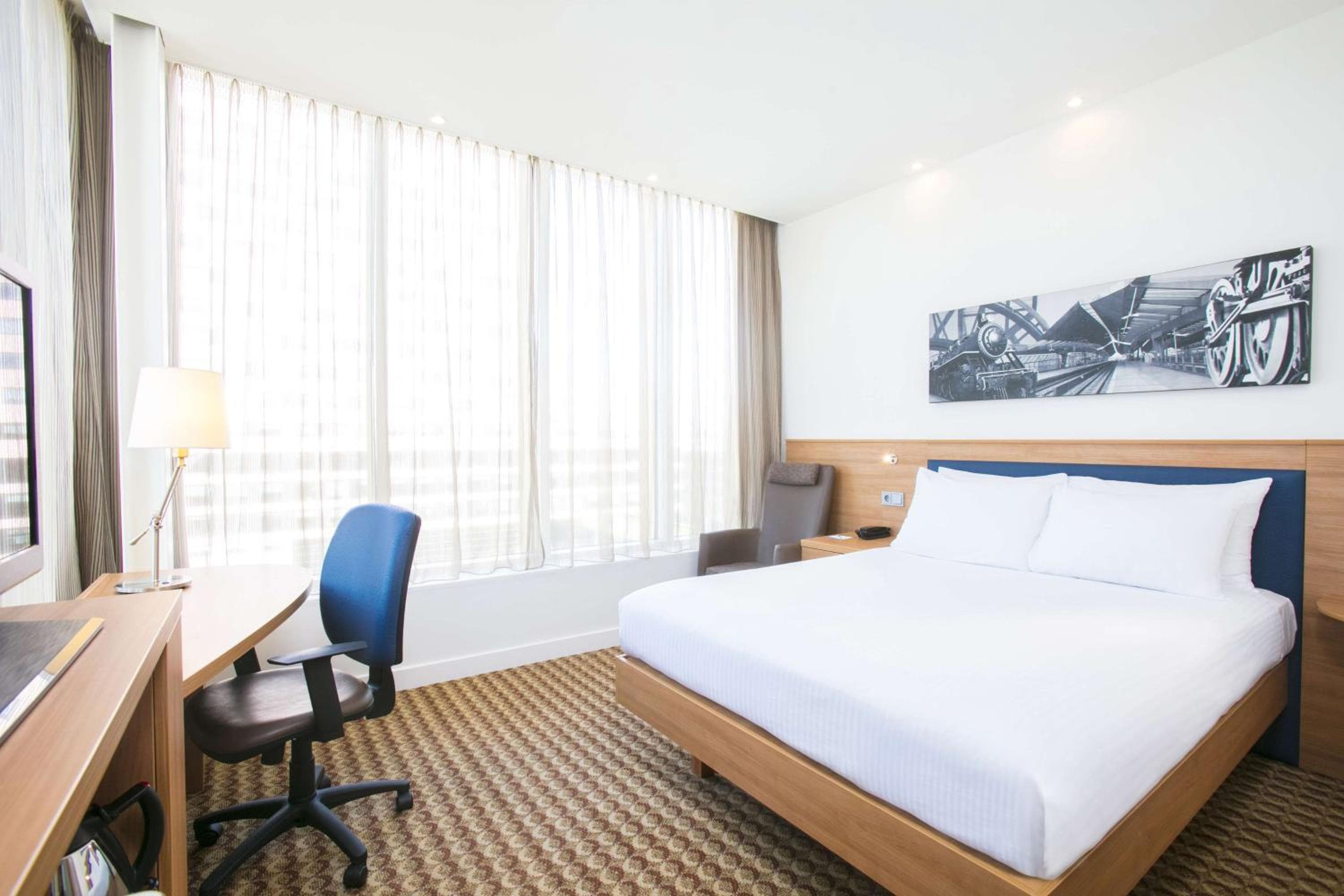 Hampton By Hilton Amsterdam Arena Boulevard — 7