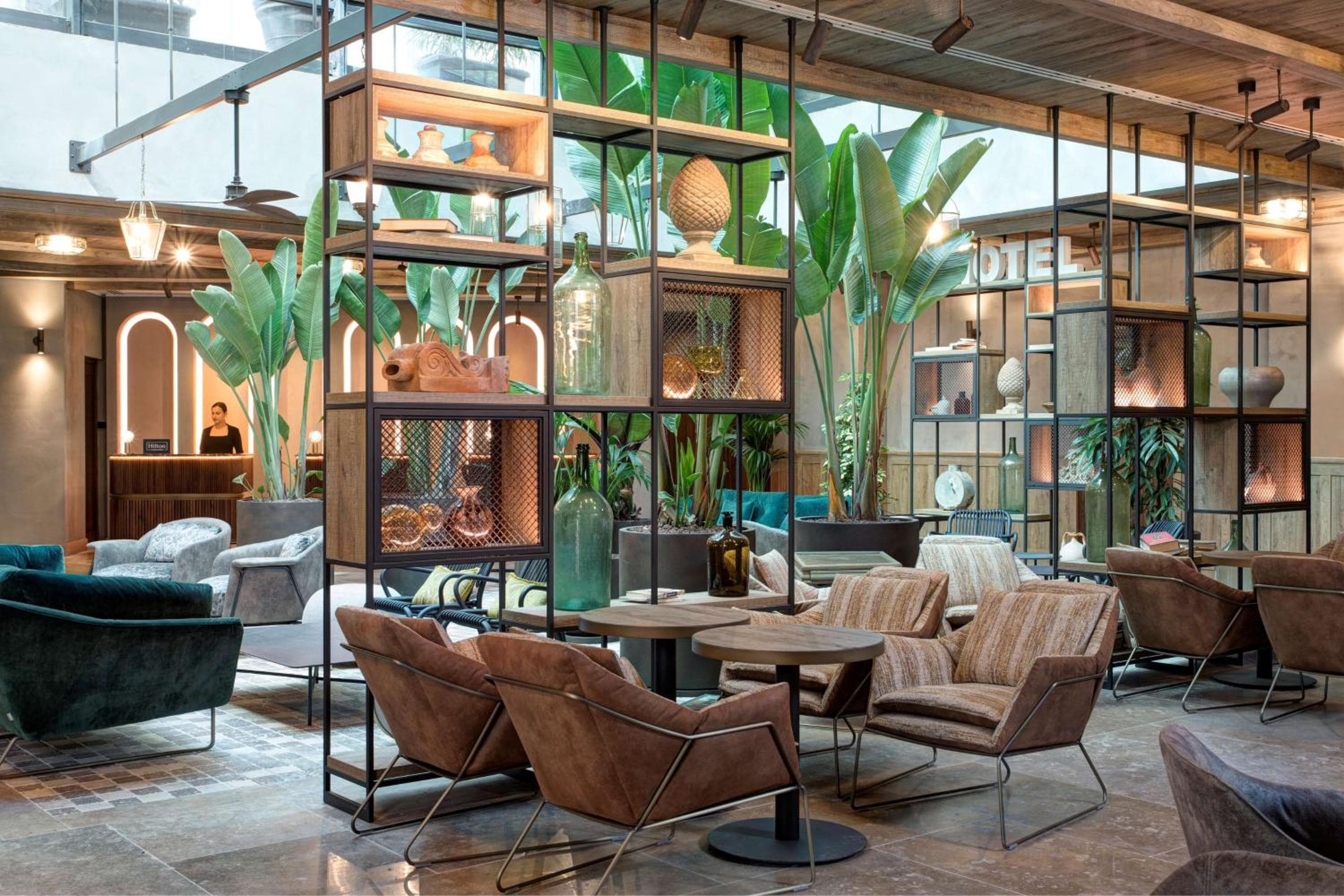 DoubleTree By Hilton Rome Monti — 8