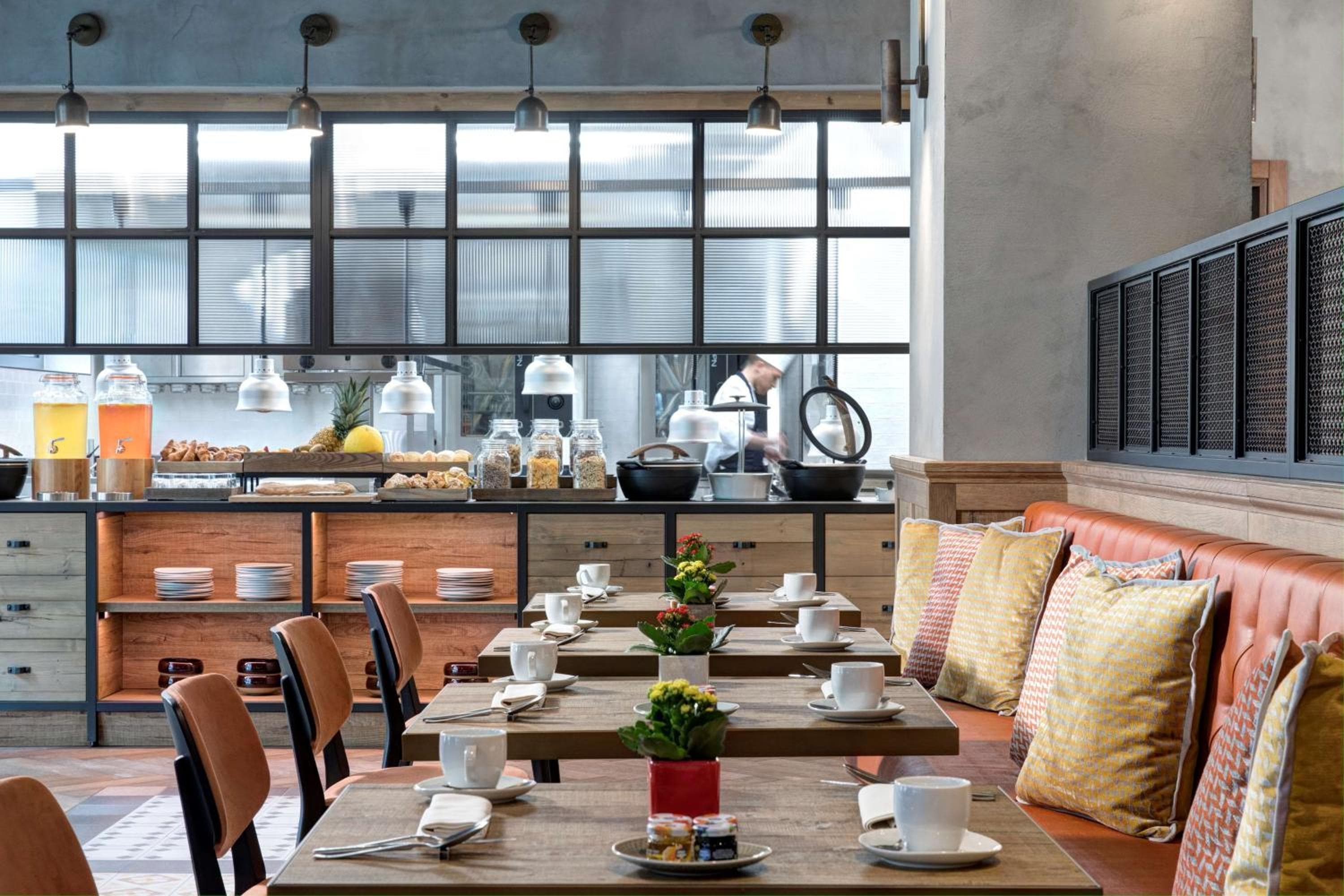 DoubleTree By Hilton Rome Monti — 18