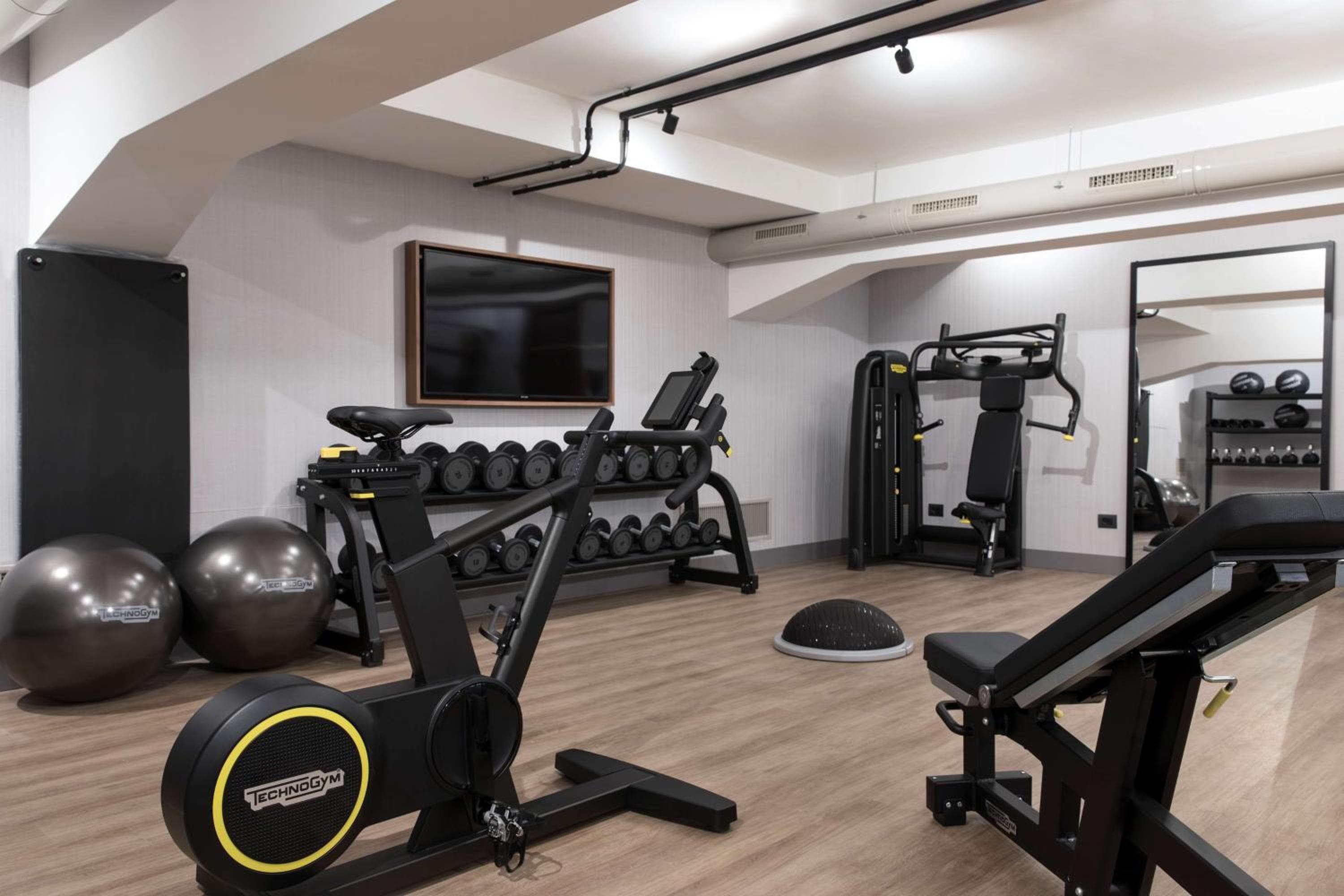 DoubleTree By Hilton Rome Monti — 24
