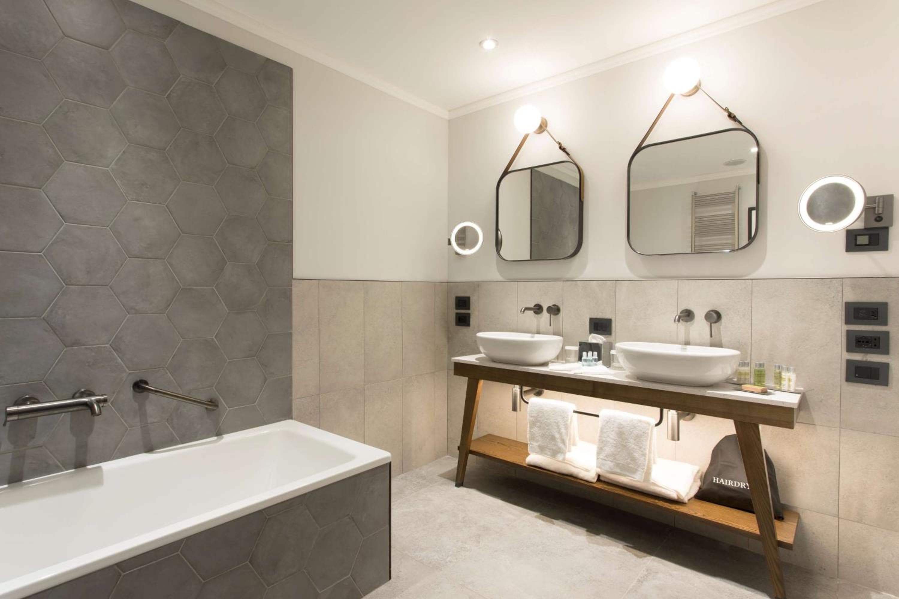 DoubleTree By Hilton Rome Monti — 7
