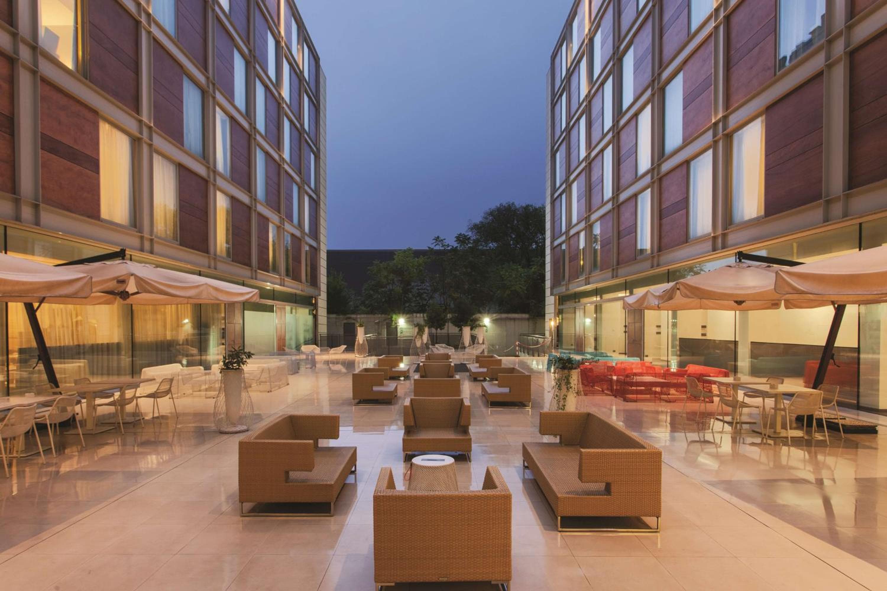DoubleTree By Hilton Mailand — 2