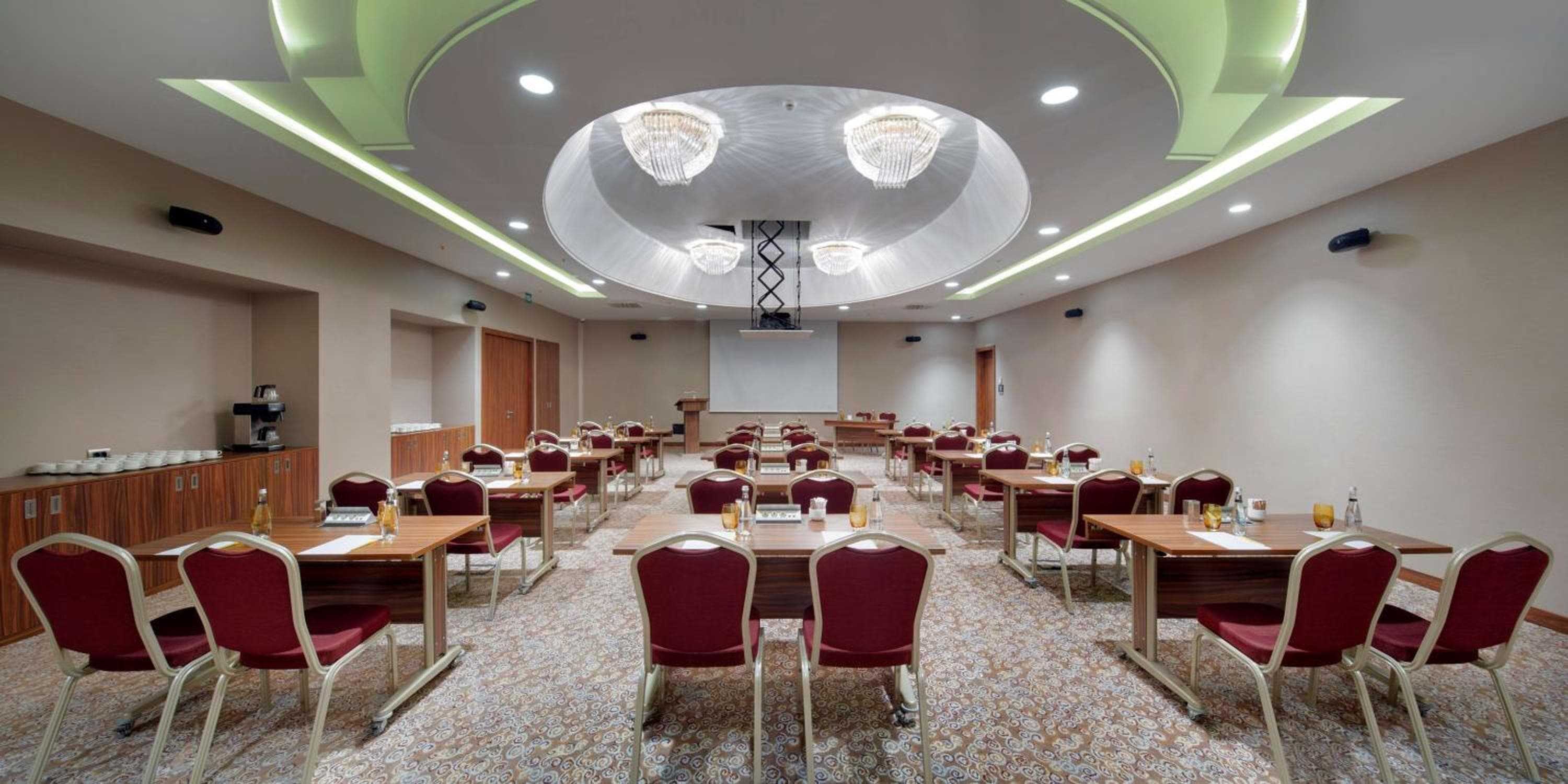 Hilton Garden Inn Istanbul Beylikduzu — 27