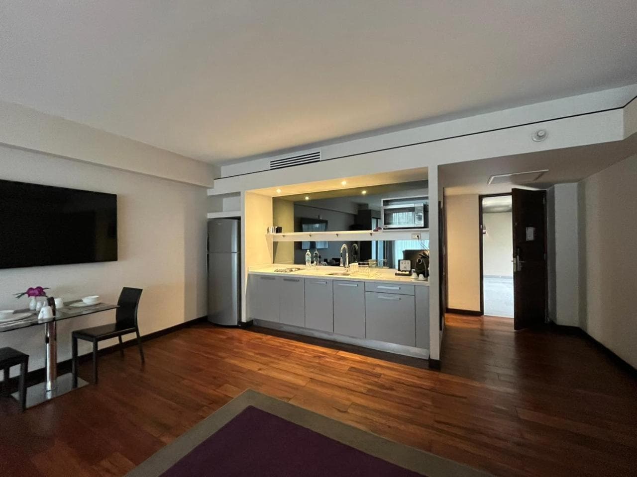 Las Suites Campos Eliseos — 27
