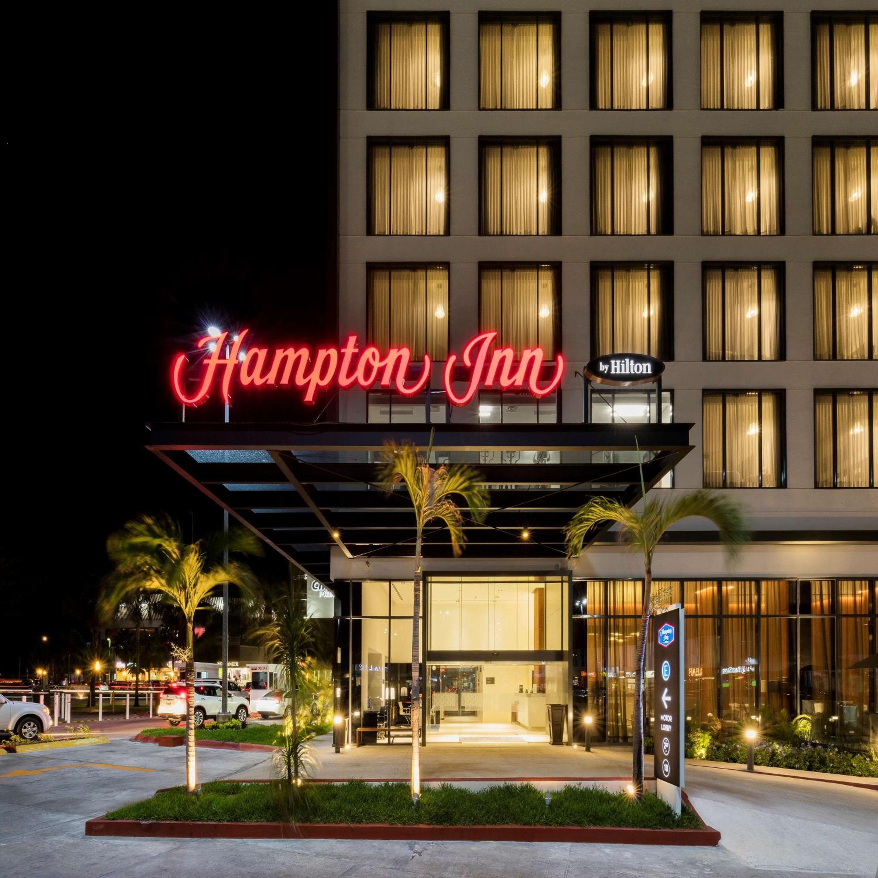 Hampton Inn By Hilton Cancun Cumbres — 1