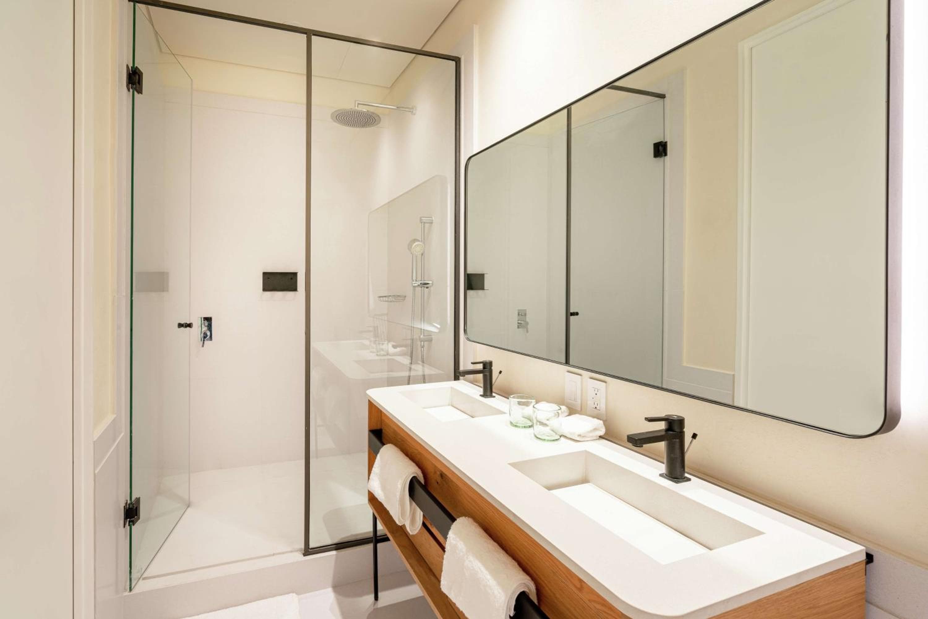 Umbral, Curio Collection By Hilton — 28