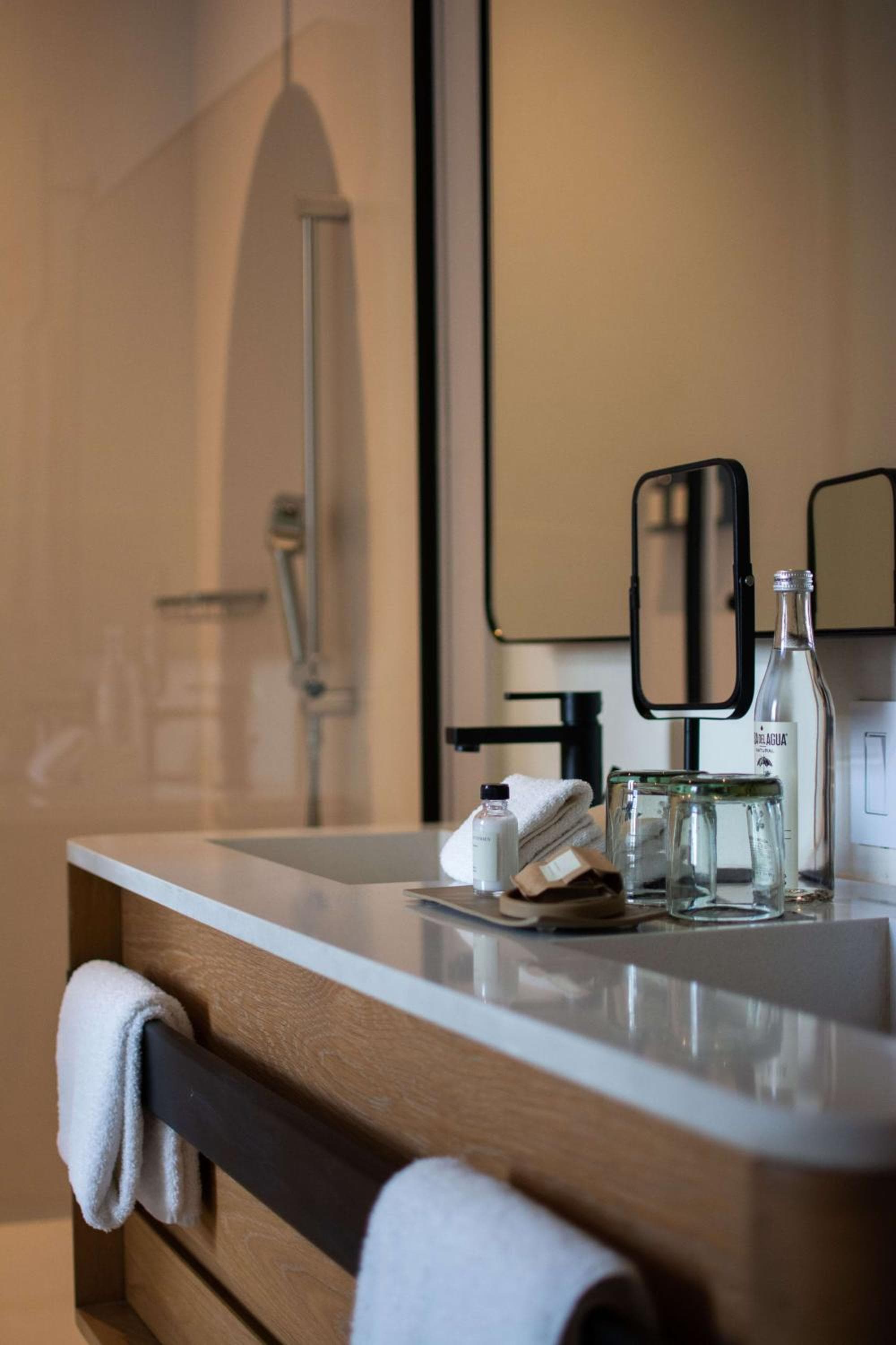 Umbral, Curio Collection By Hilton — 27