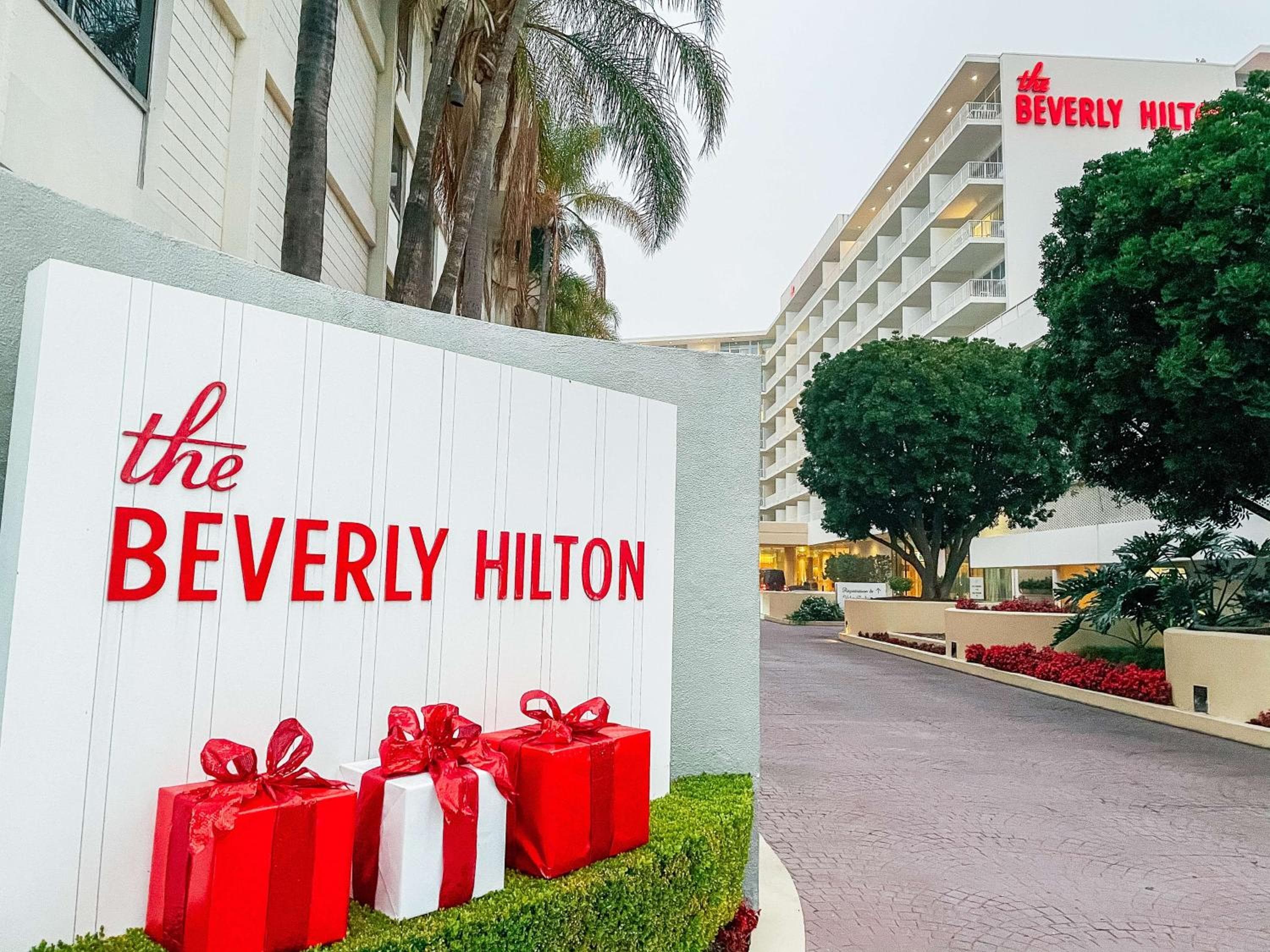 Il Beverly Hilton — 8