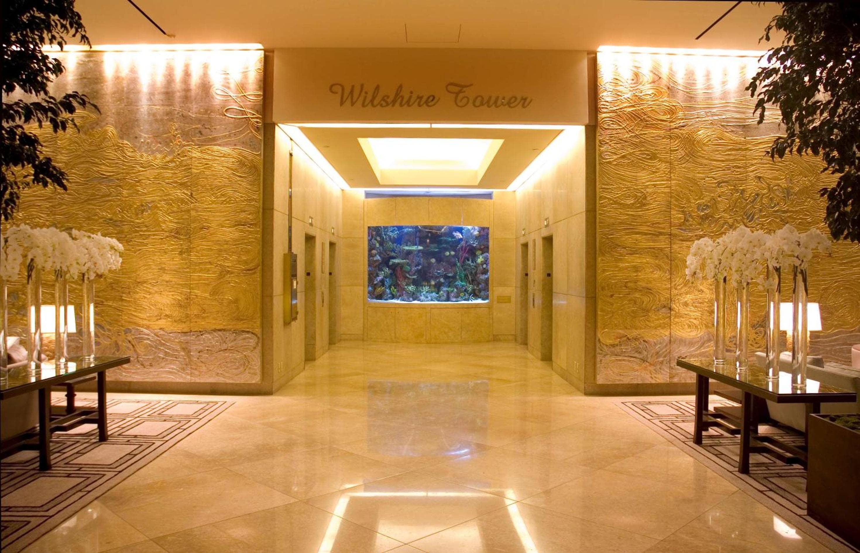 Il Beverly Hilton — 24