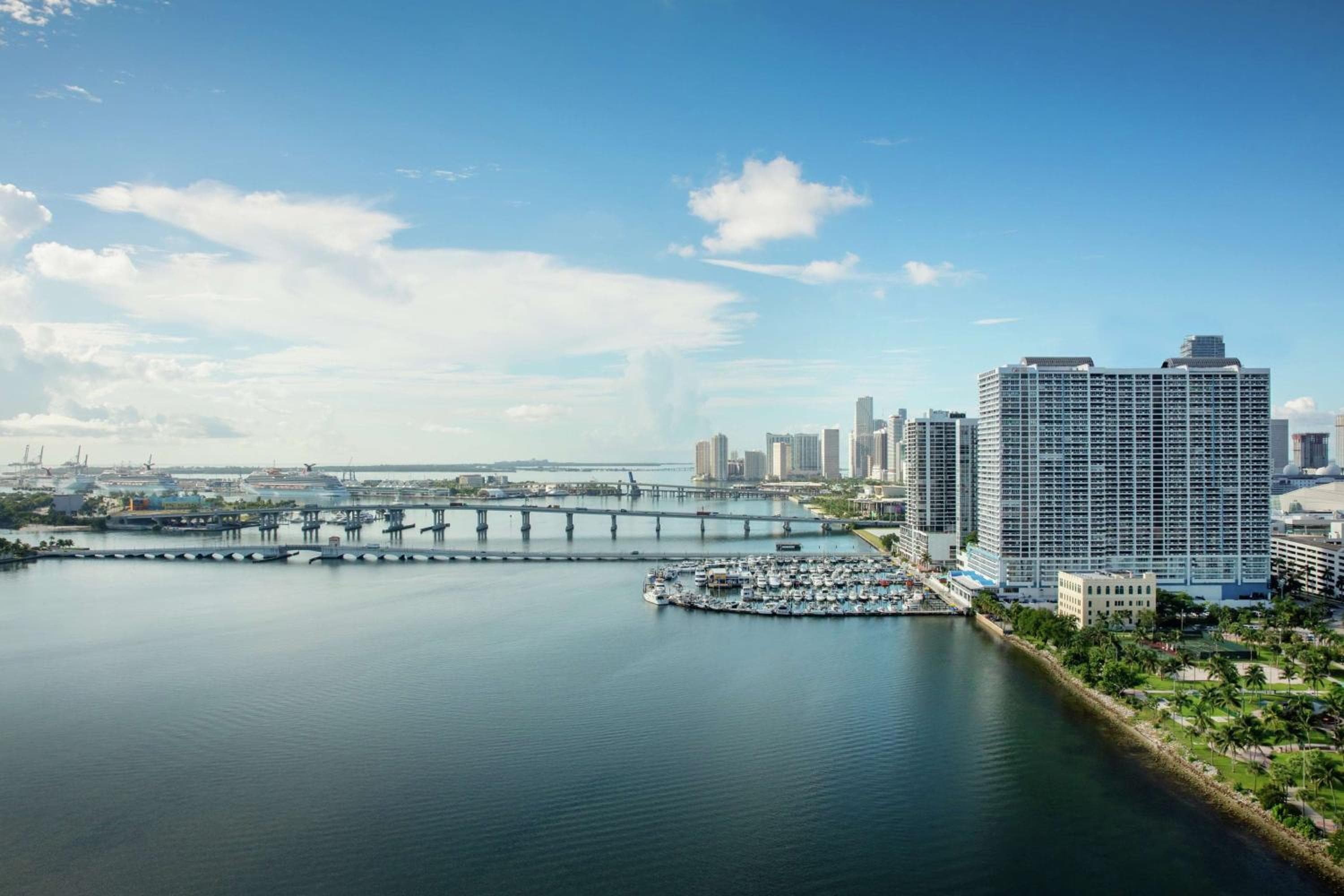 DoubleTree by Hilton Großhotel Biscayne Bay — 4