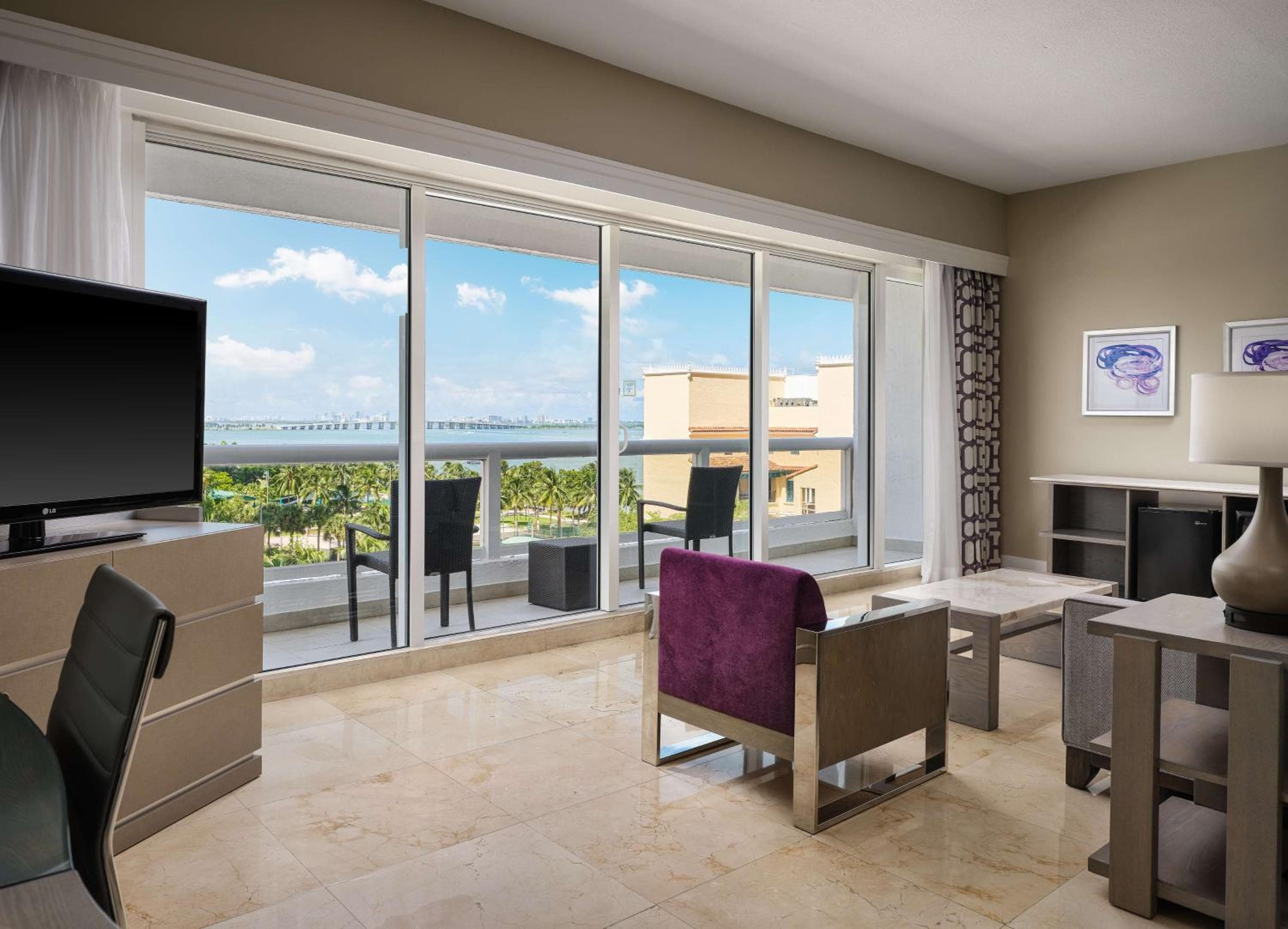 DoubleTree by Hilton Großhotel Biscayne Bay — 18
