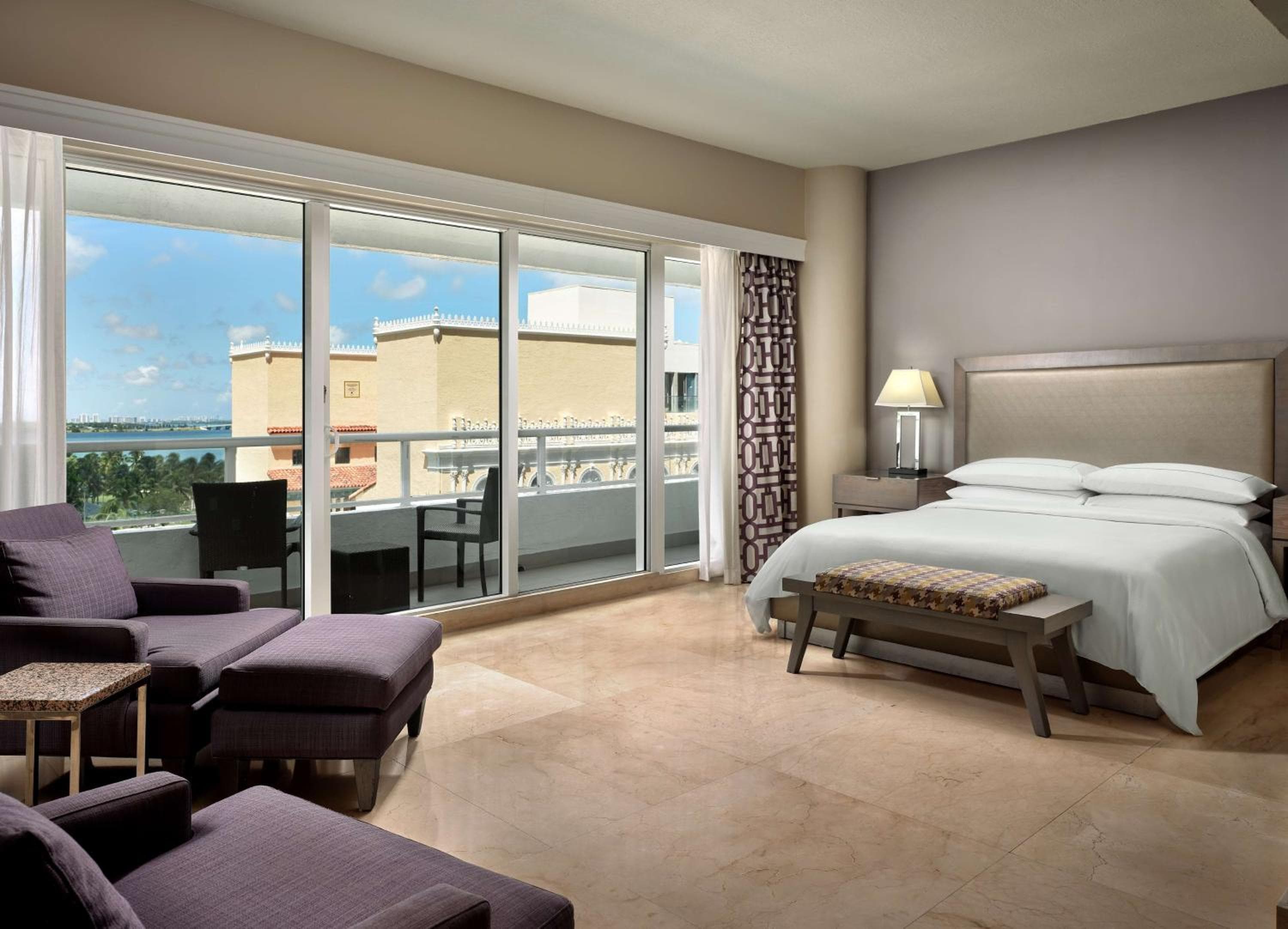 DoubleTree by Hilton Großhotel Biscayne Bay — 20