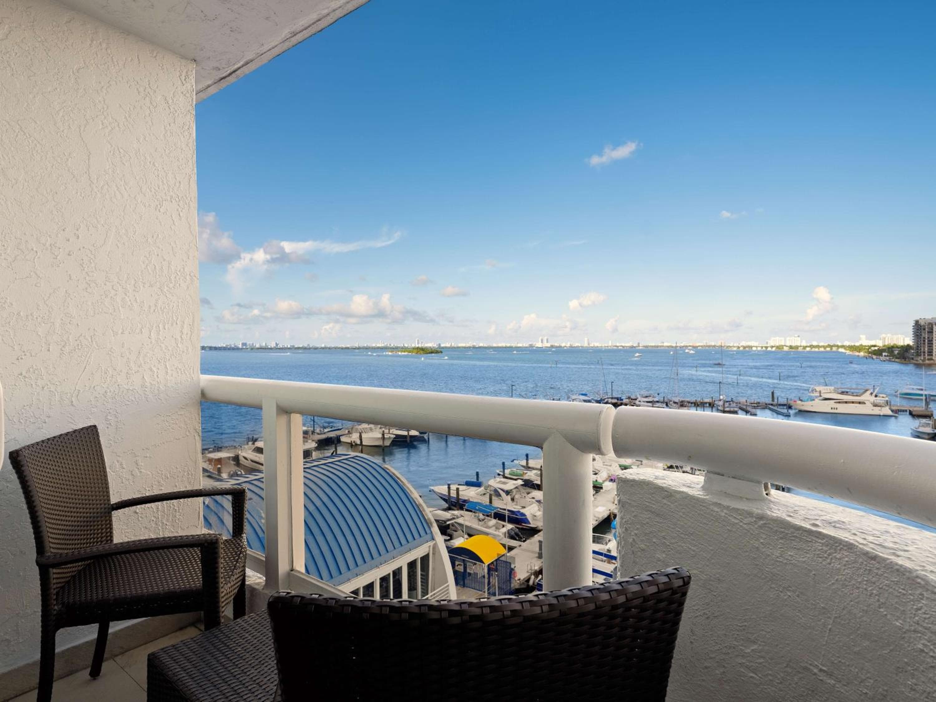 DoubleTree by Hilton Großhotel Biscayne Bay — 29