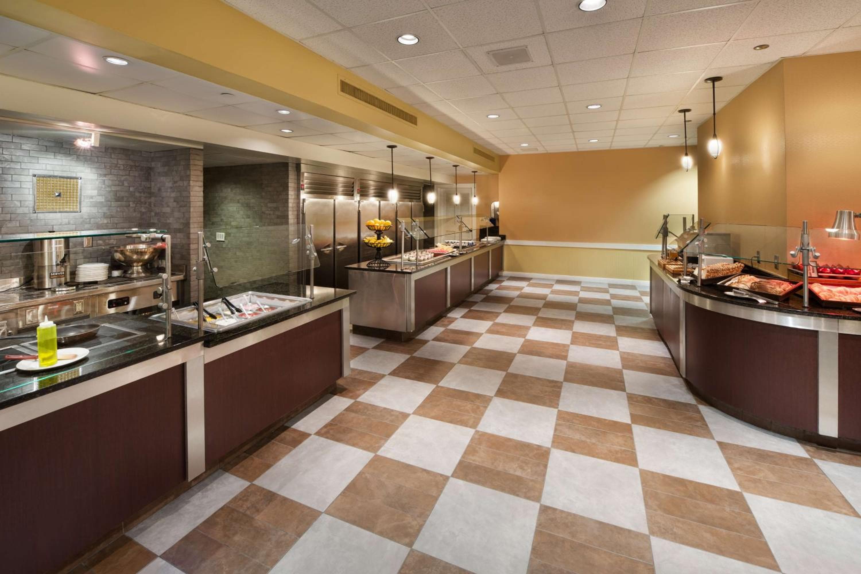 Hilton Orlando Lake Buena Vista - Disney Springs™ Area — 10