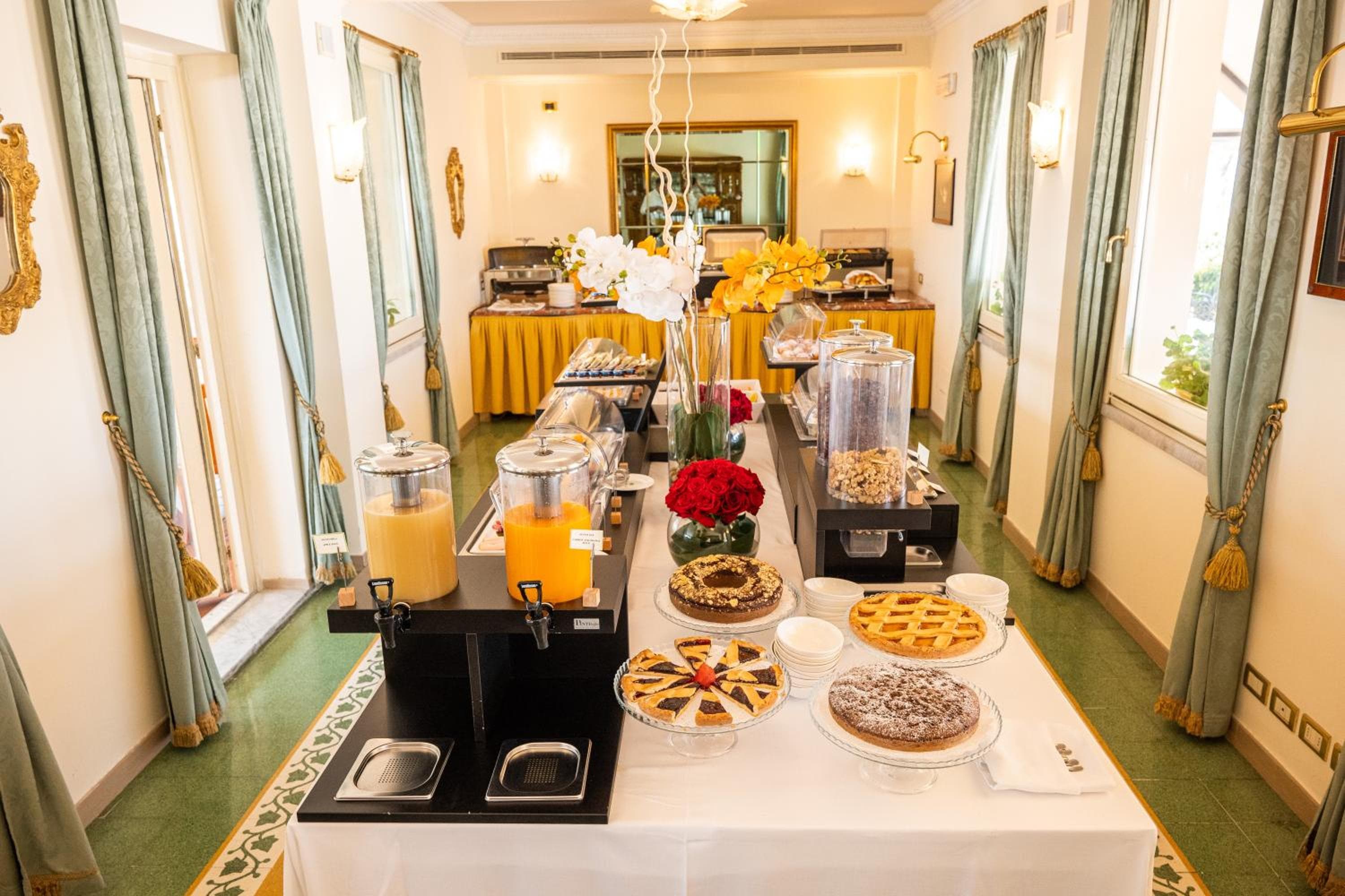 Hotel Mecenate Palace — 4