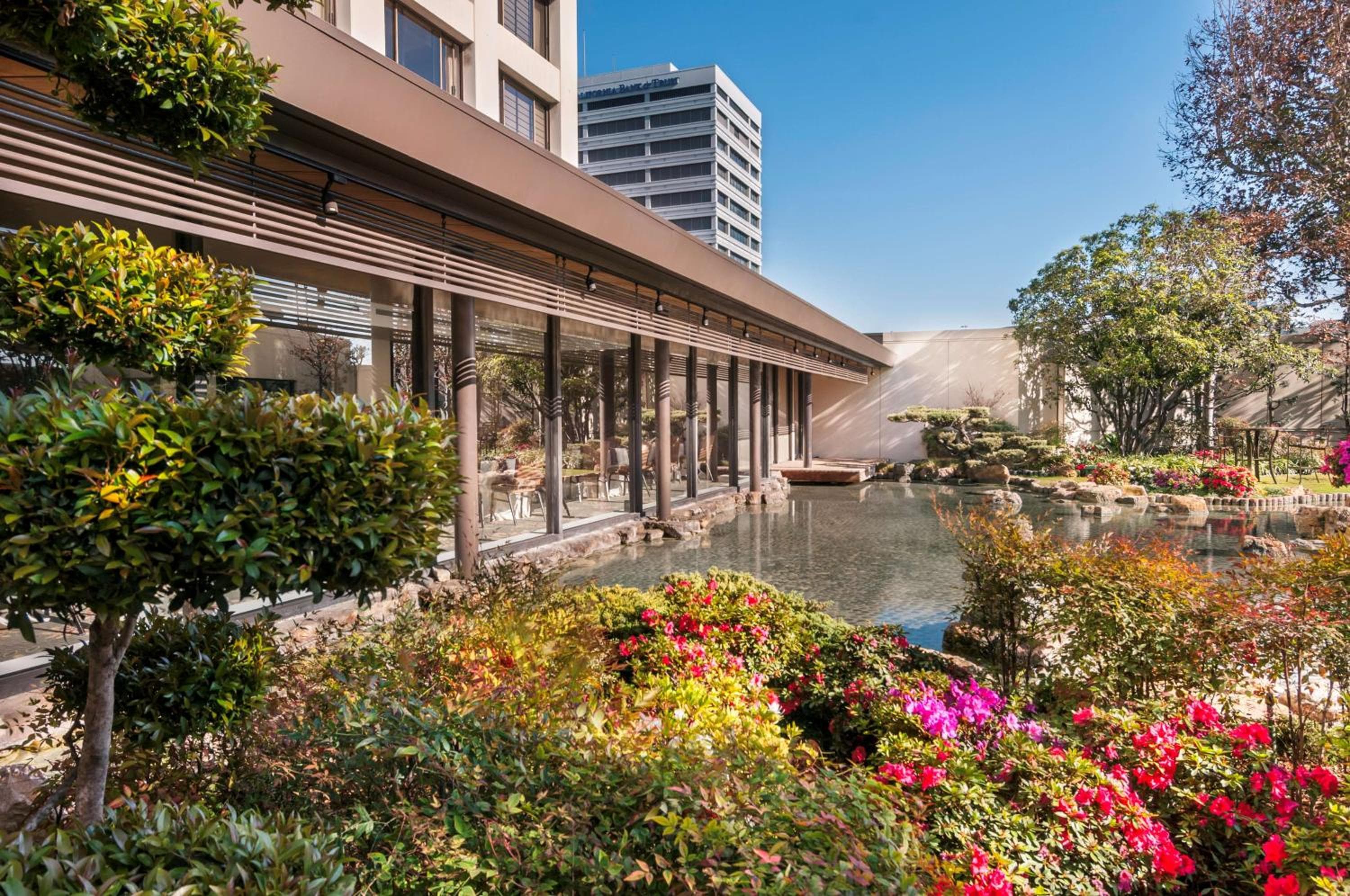 Doubletree by Hilton Los Angeles Downtown — 12