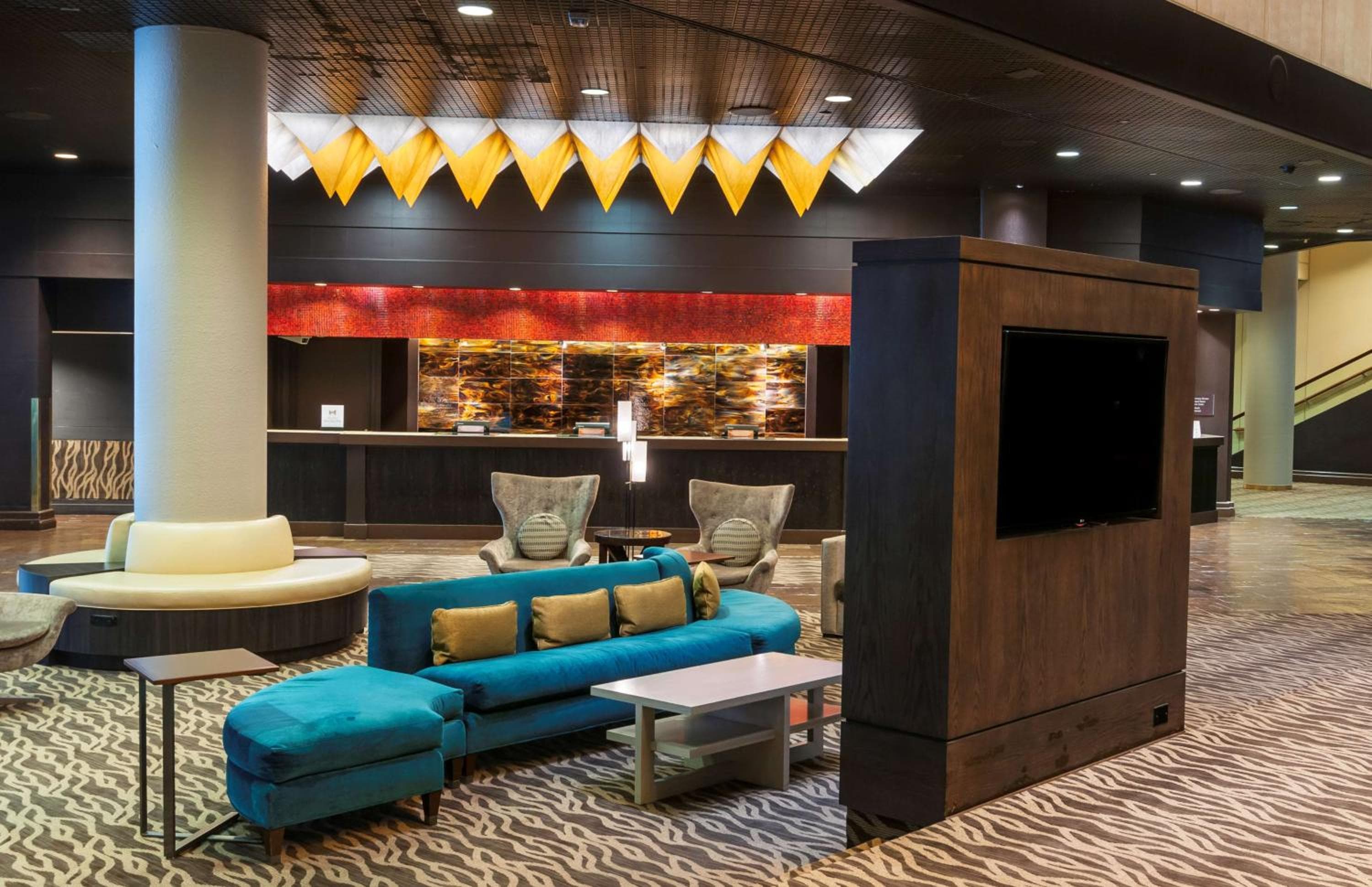 Doubletree by Hilton Los Angeles Downtown — 14