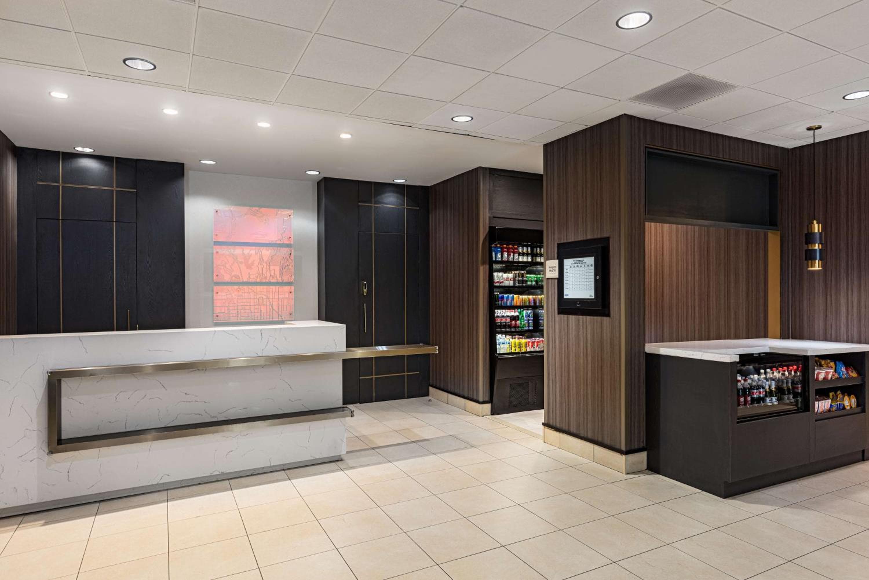 Hilton Garden Inn Los Angeles / Hollywood — 4