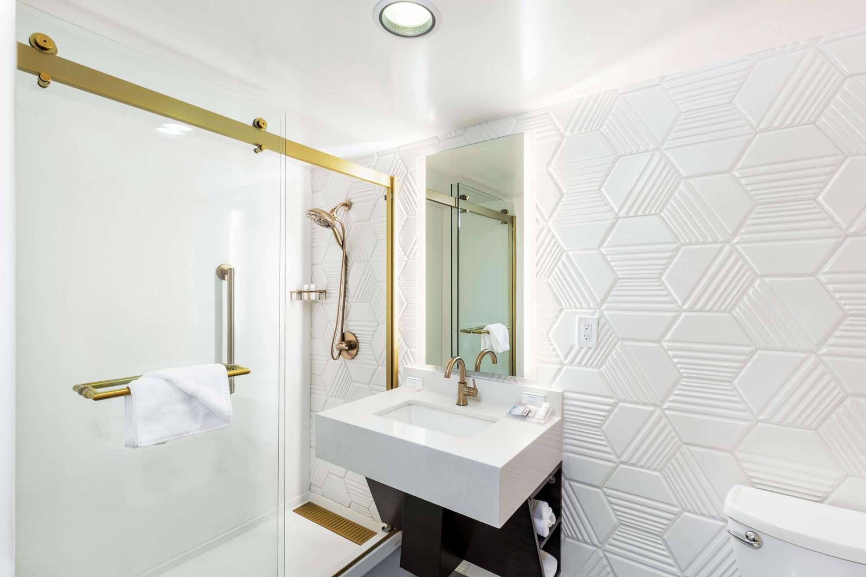 Hilton Garden Inn Los Angeles / Hollywood — 22