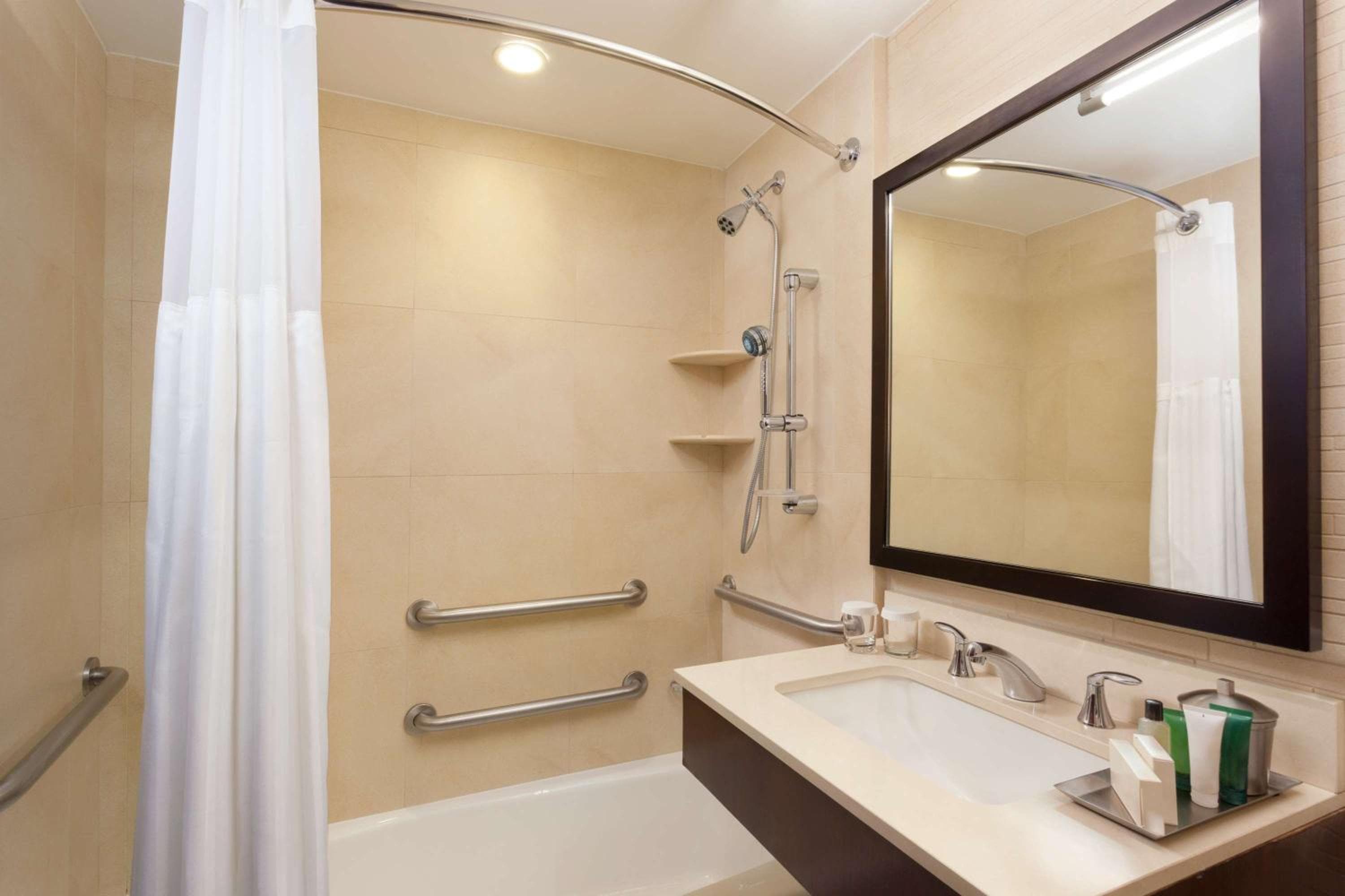 Hilton Distretto della moda di New York — 20