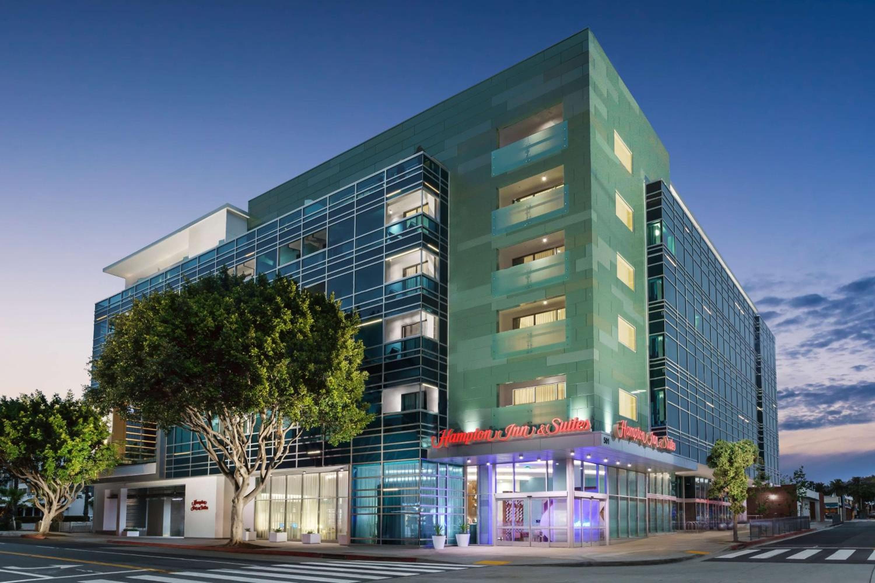 Hampton Inn & Suites Santa Monica — 1