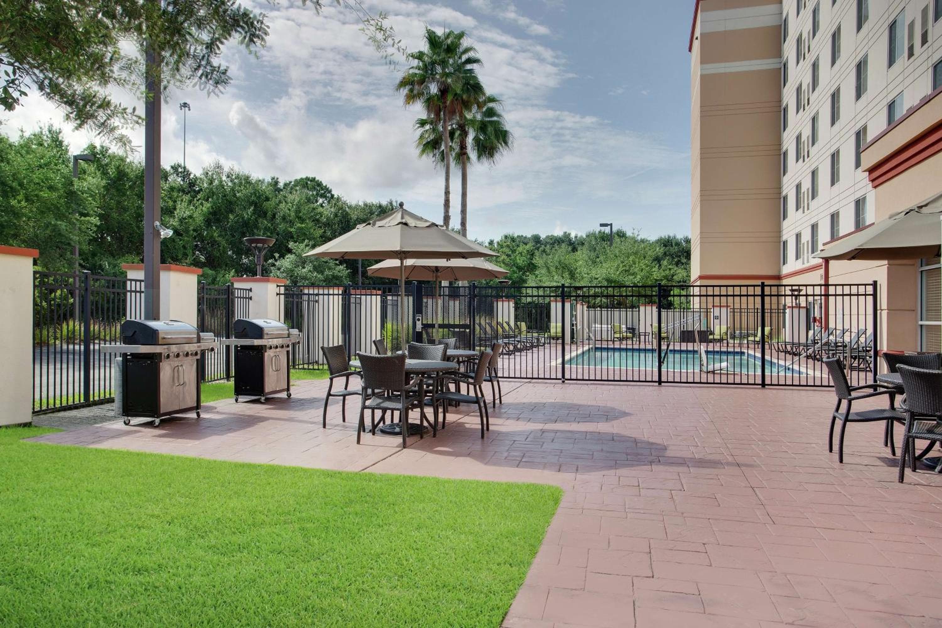 Homewood Suites by Hilton Tampa-Brandon — 2