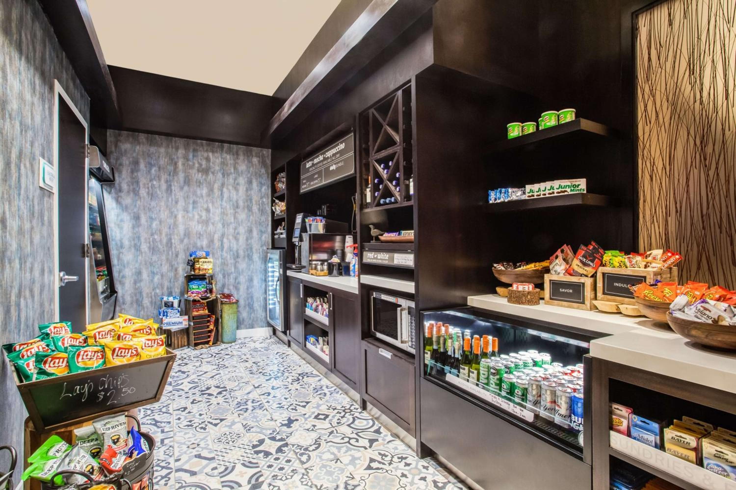 Hilton Garden Inn West 35th Street — 9
