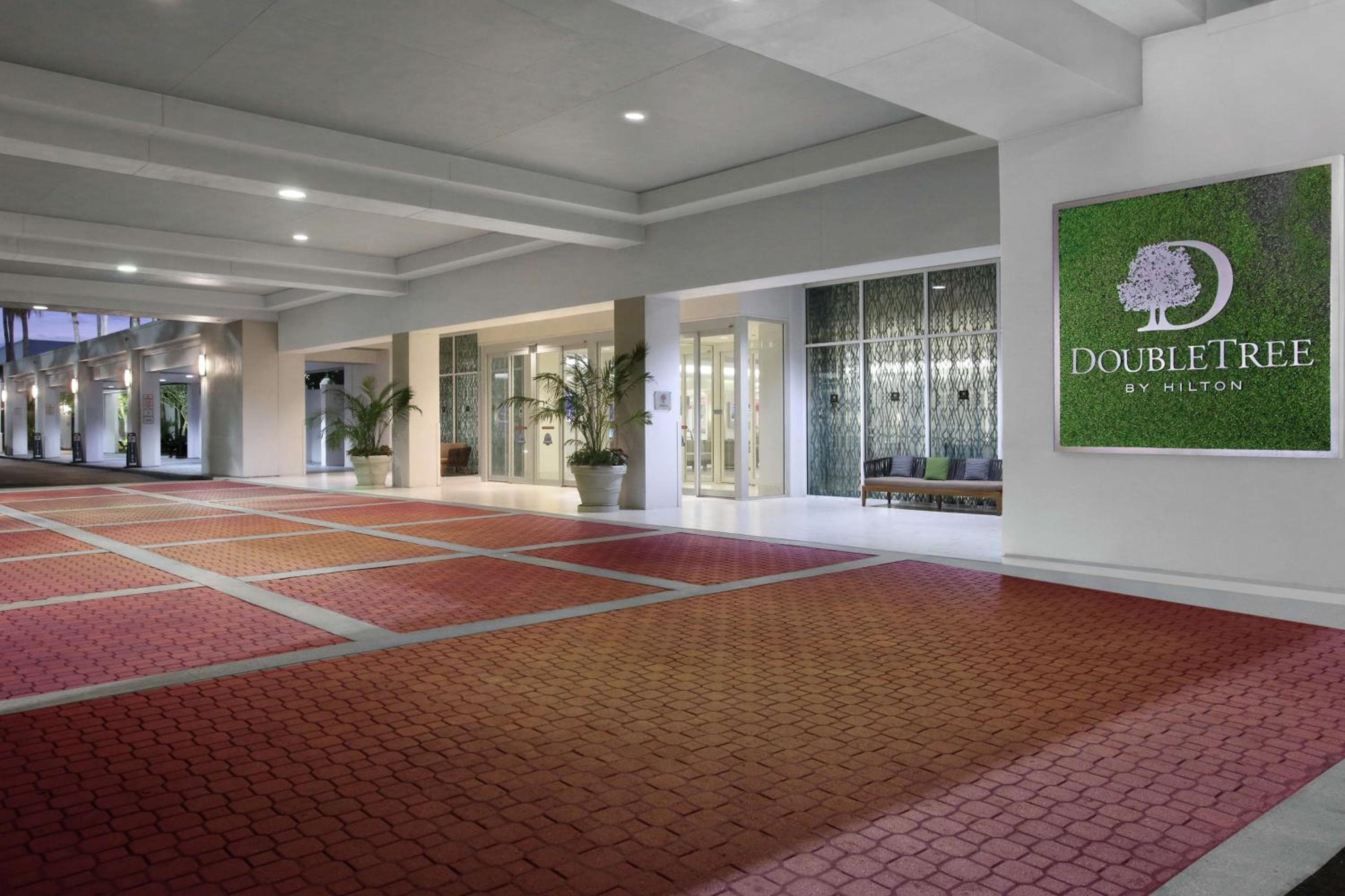 DoubleTree by Hilton all'ingresso dell'Universal Orlando — 3