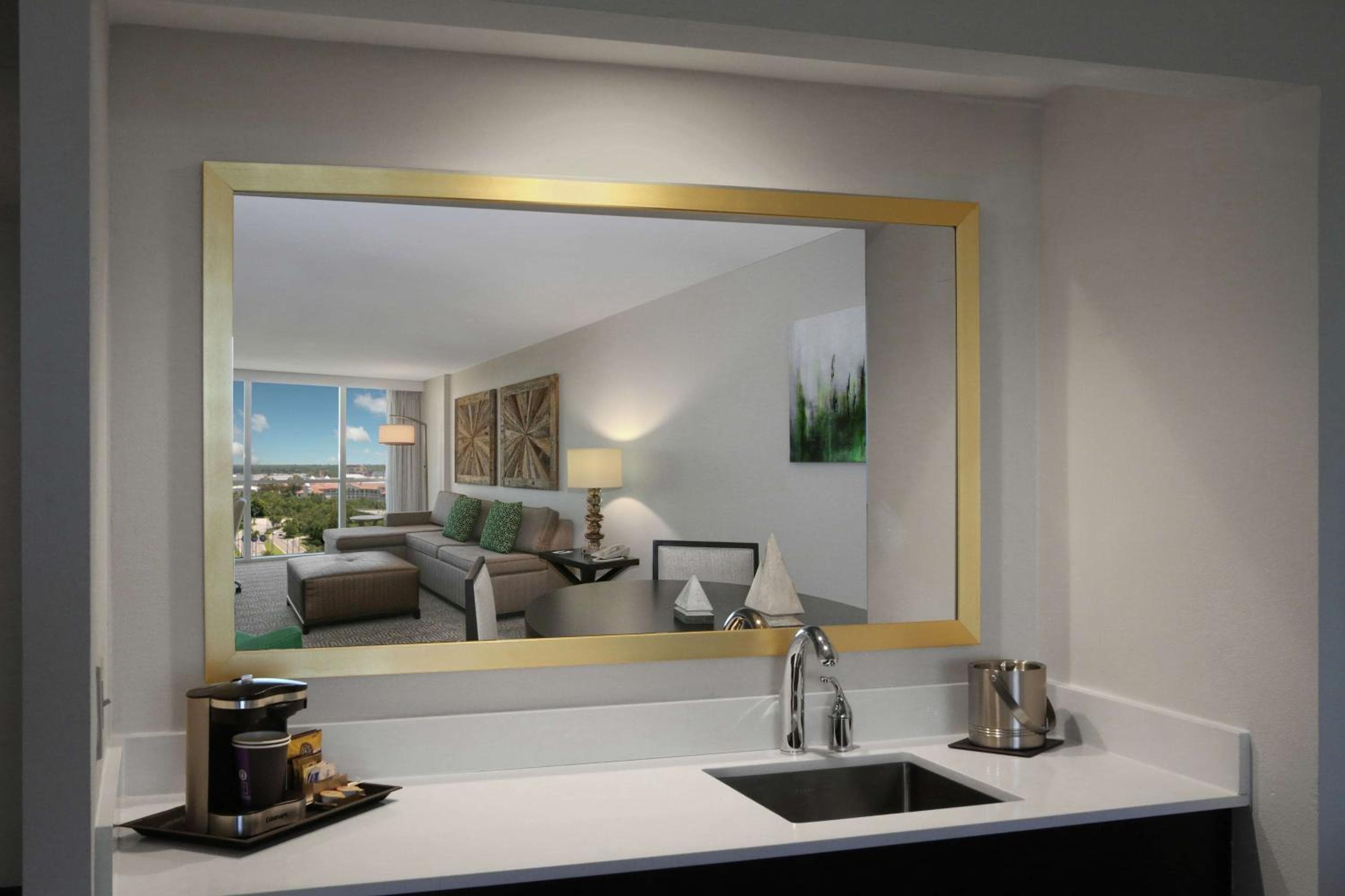 DoubleTree by Hilton all'ingresso dell'Universal Orlando — 22